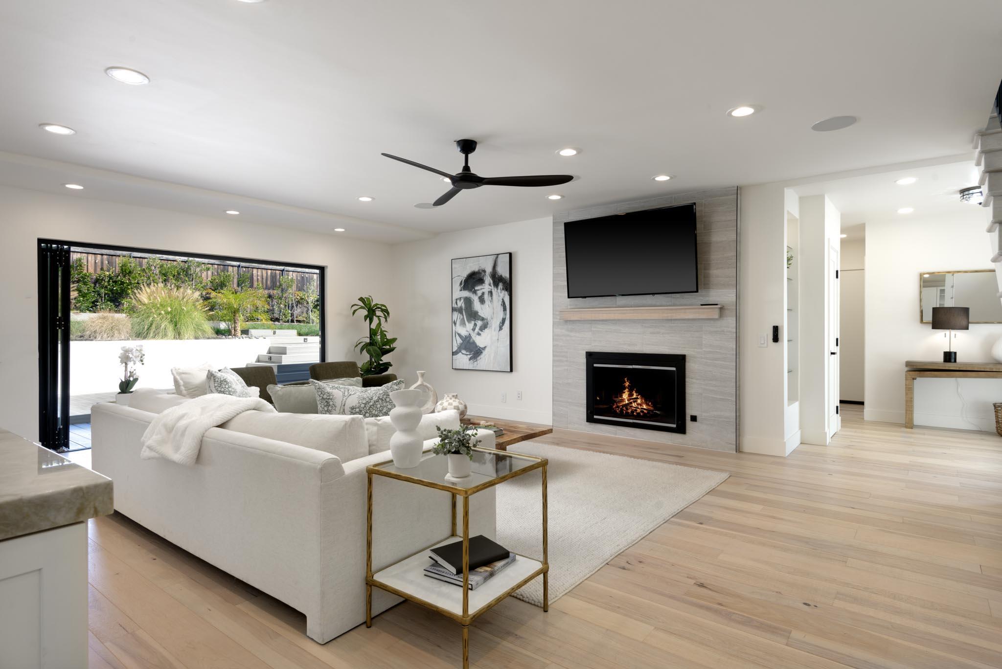 3816 Sunset Road
