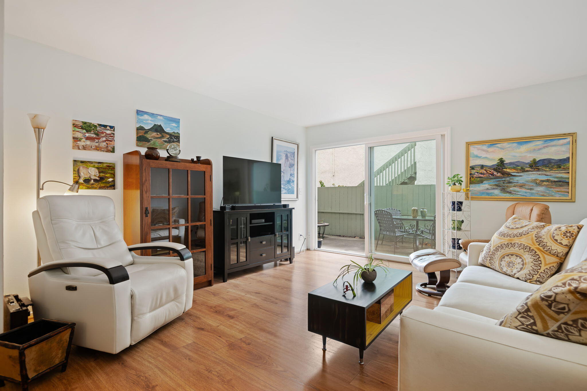 33 Dearborn Place 37