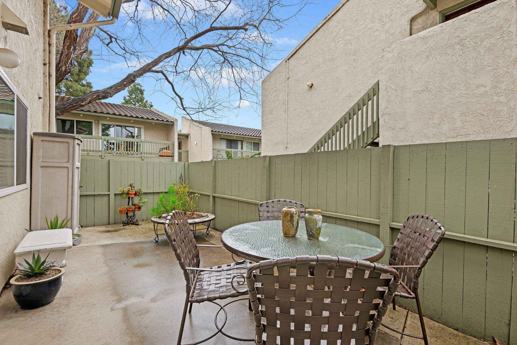 33 Dearborn Place 37