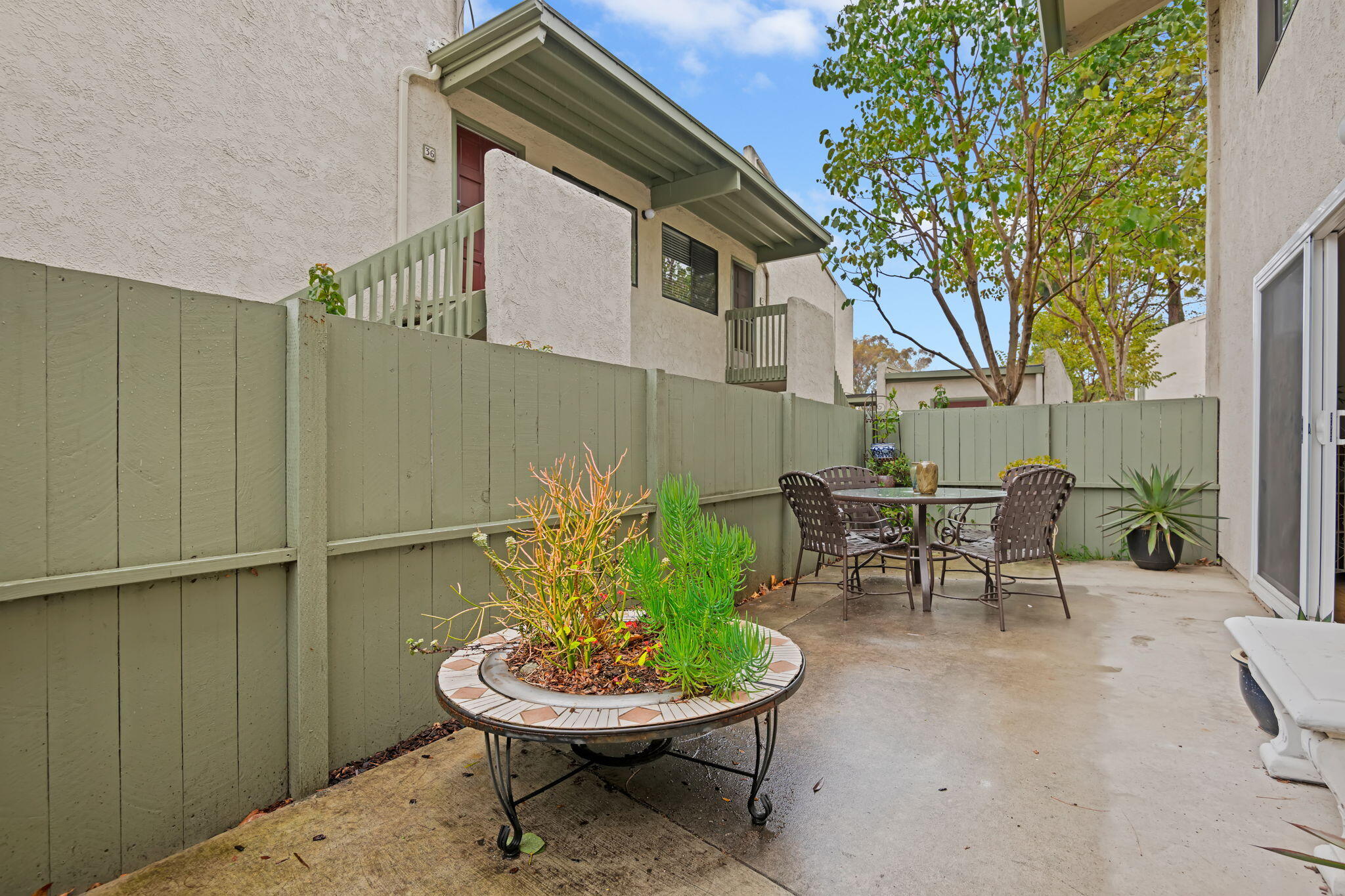 33 Dearborn Place 37