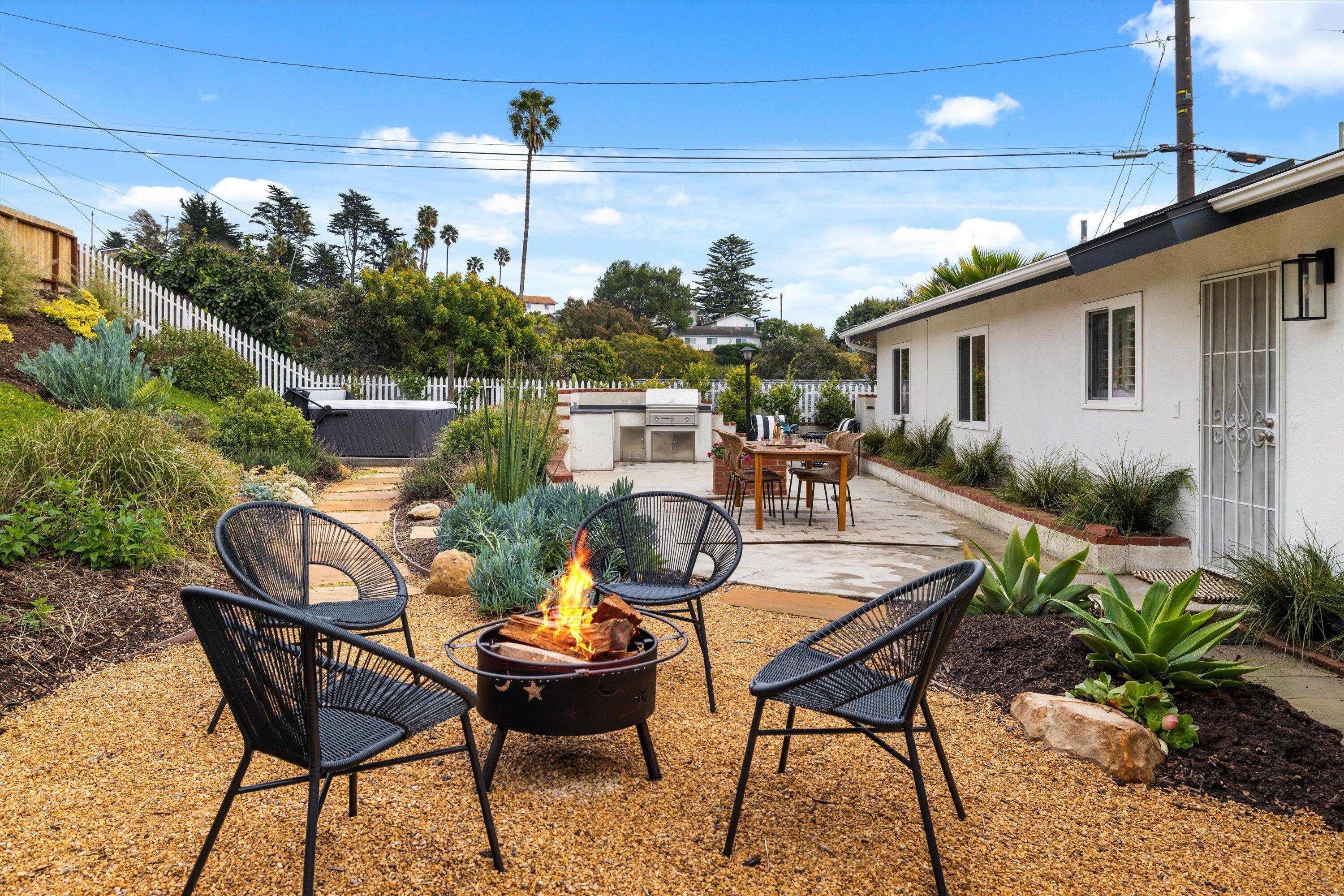 569 Ricardo Avenue