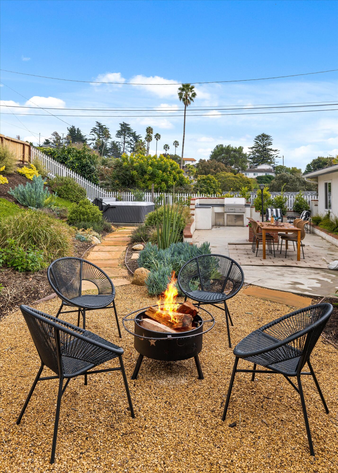 569 Ricardo Avenue