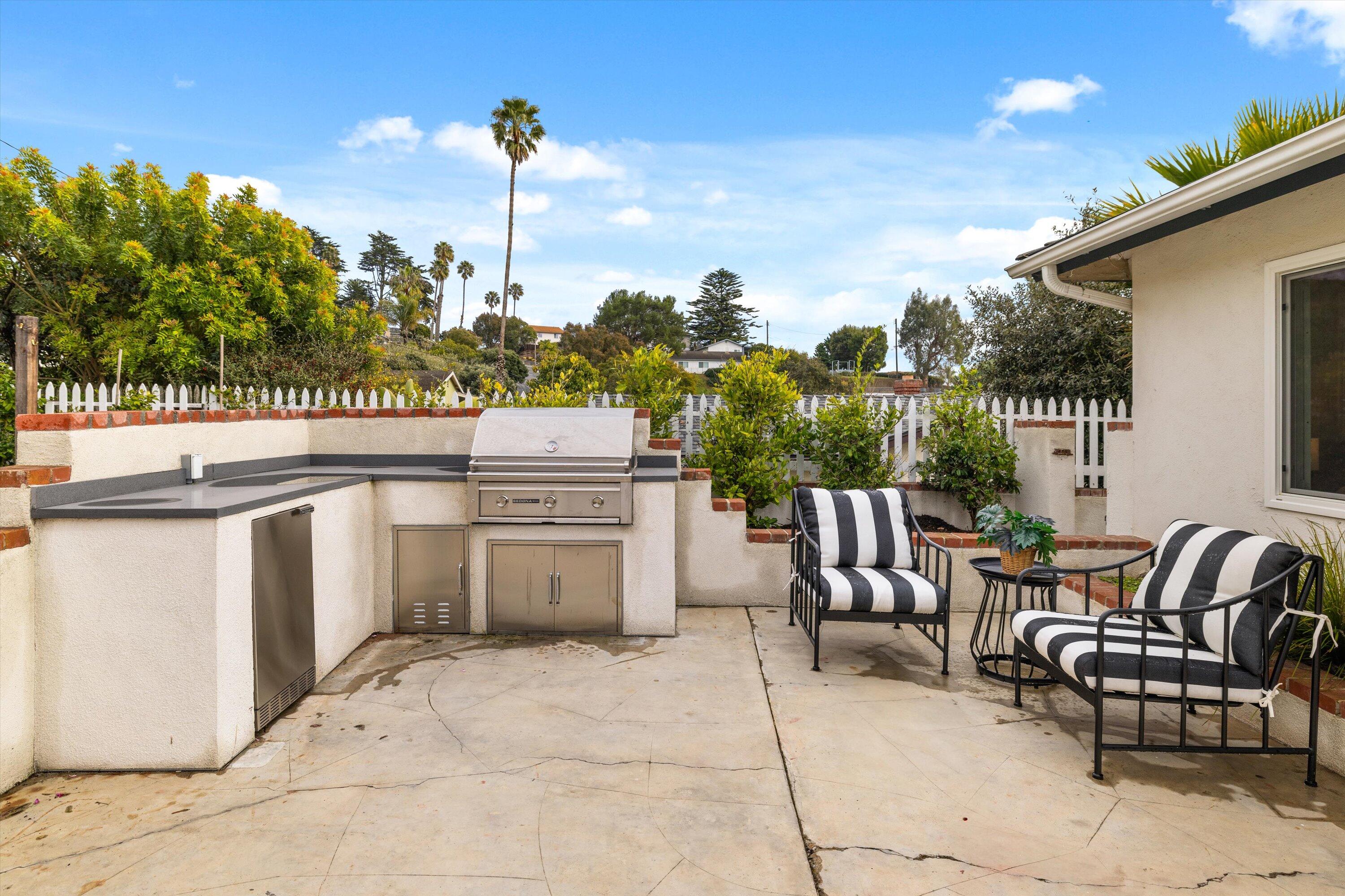 569 Ricardo Avenue