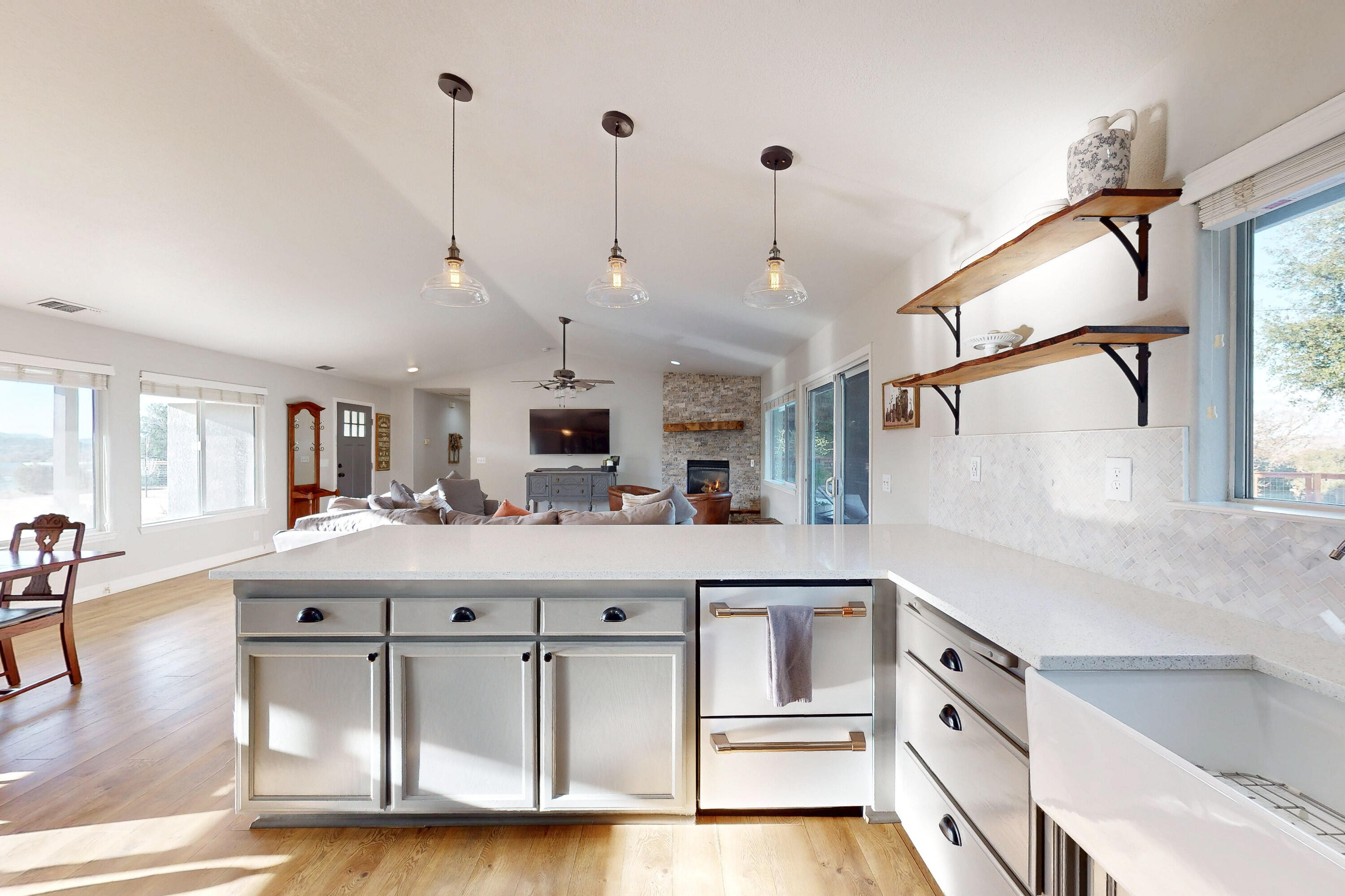 2305 Rio Rita Road