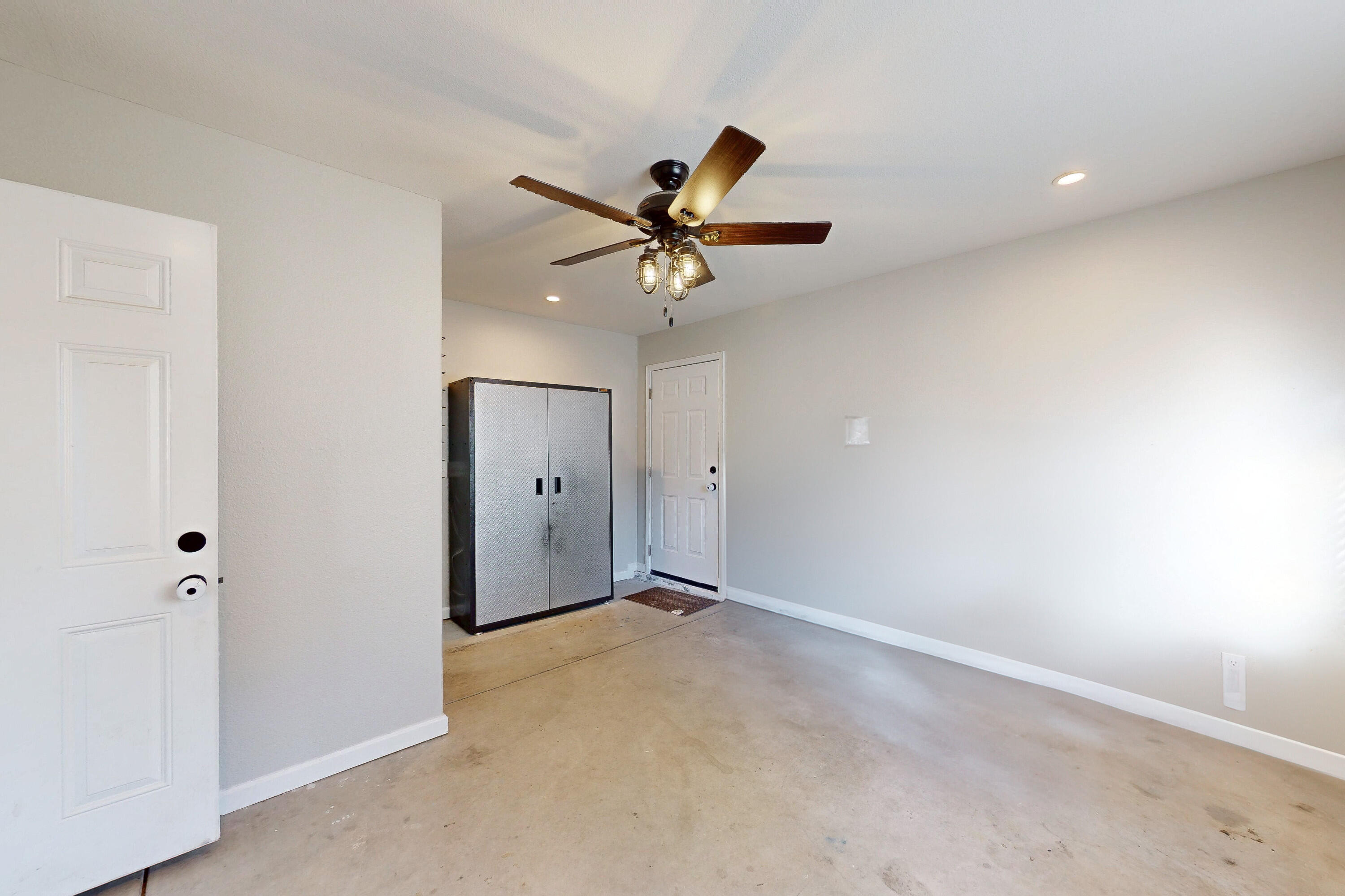 2305 Rio Rita Road