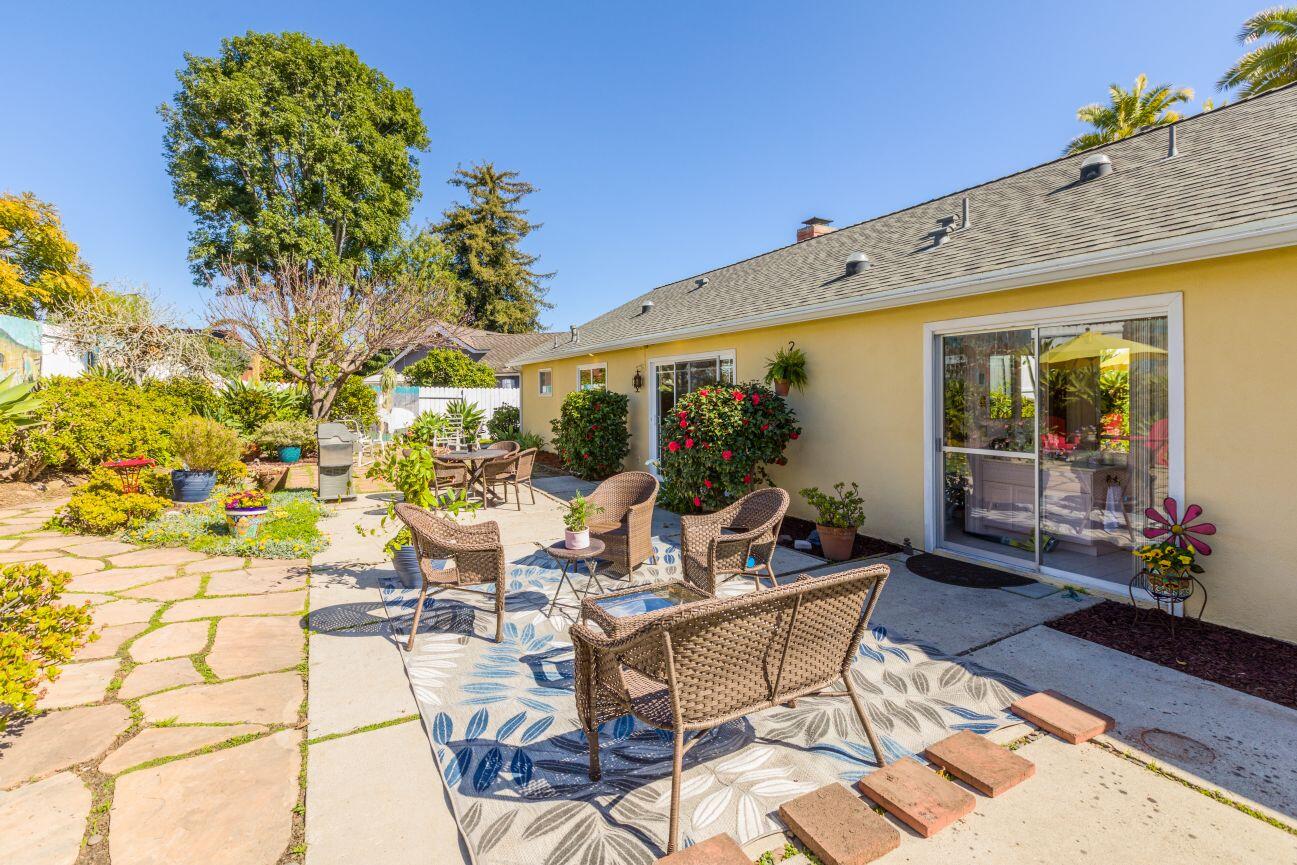 551 Sussex Court