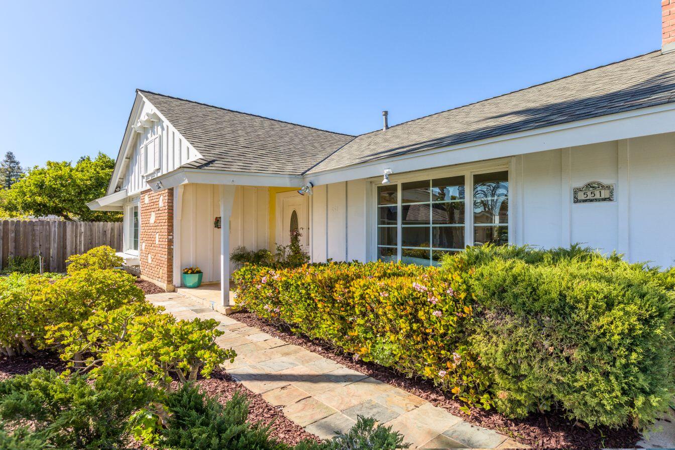551 Sussex Court