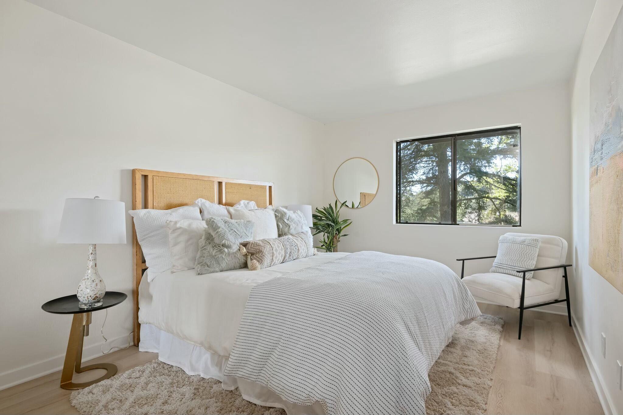 958 Miramonte Drive 1
