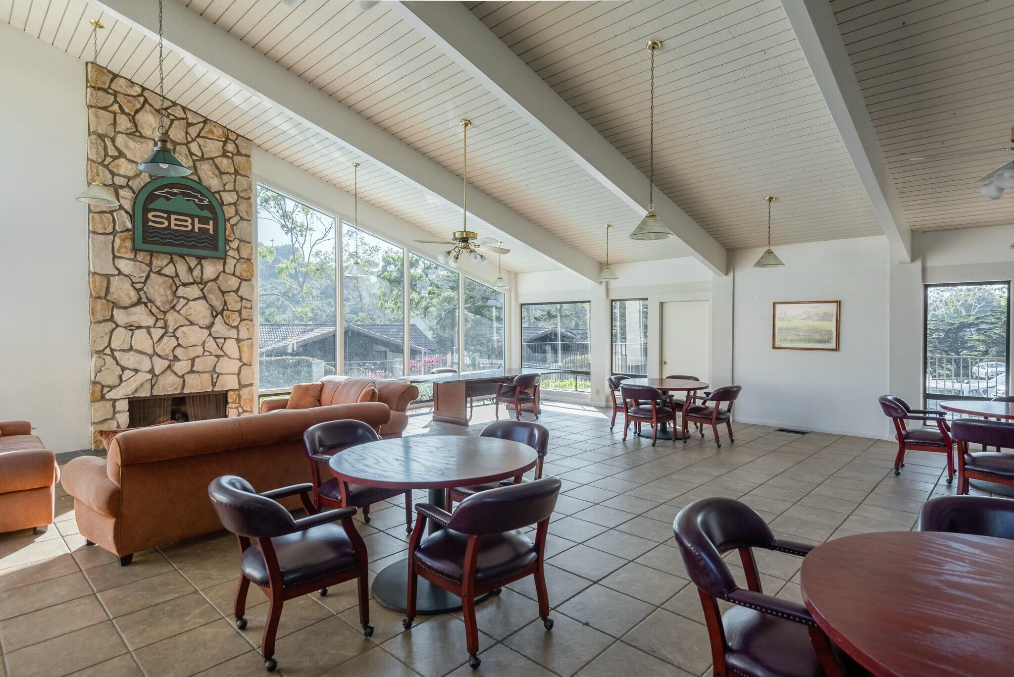958 Miramonte Drive 1
