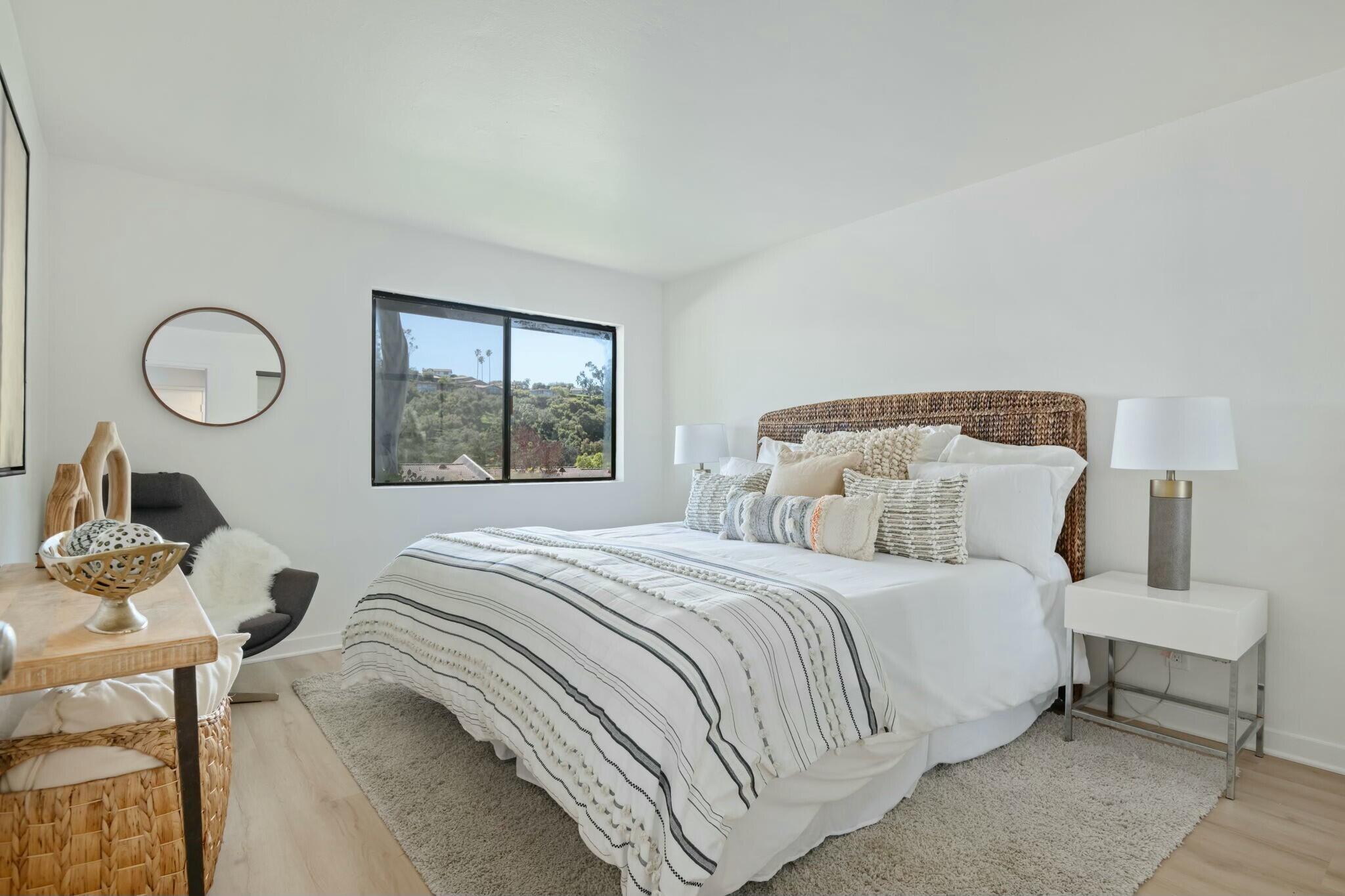 958 Miramonte Drive 1