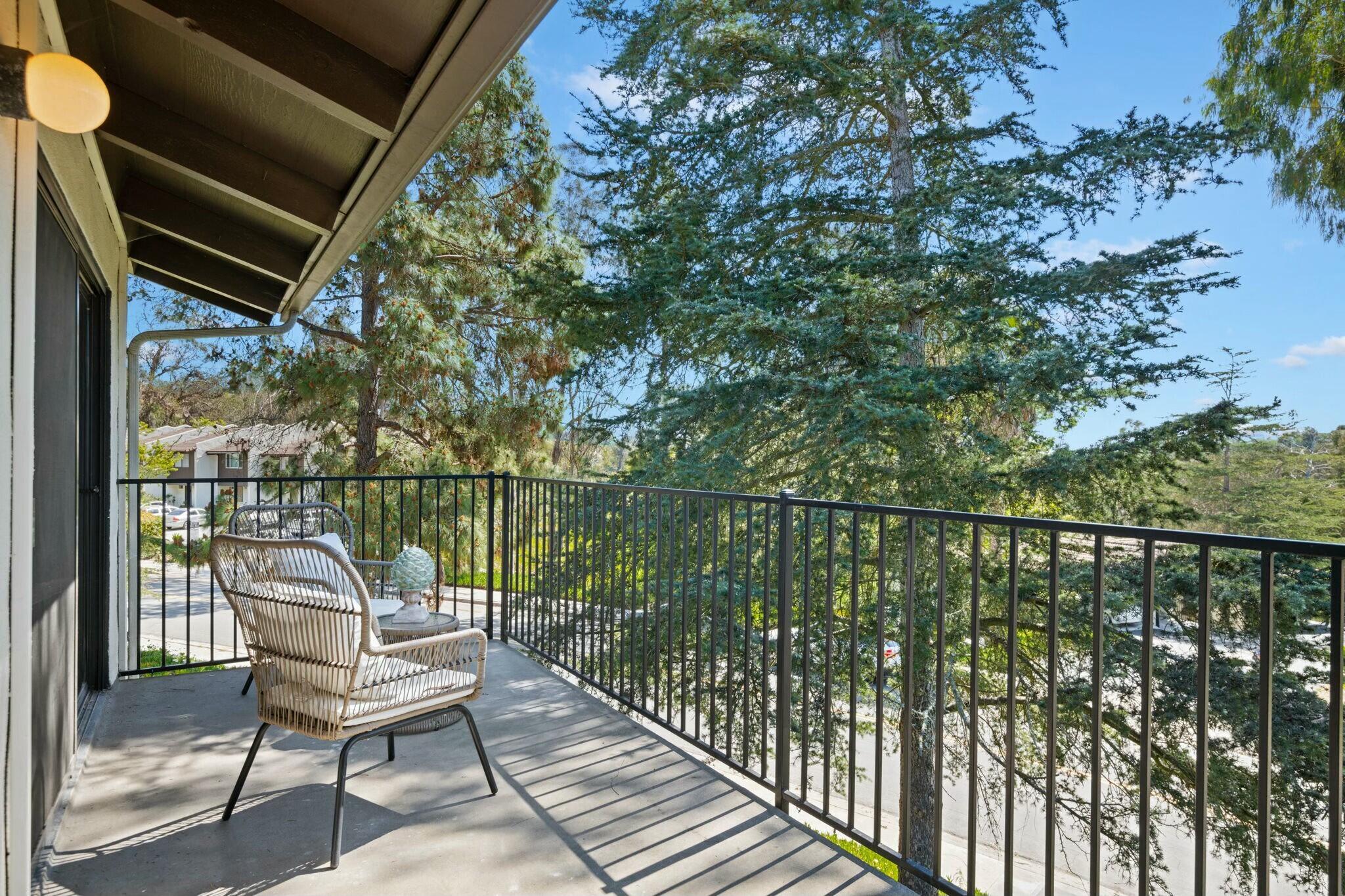958 Miramonte Drive 1