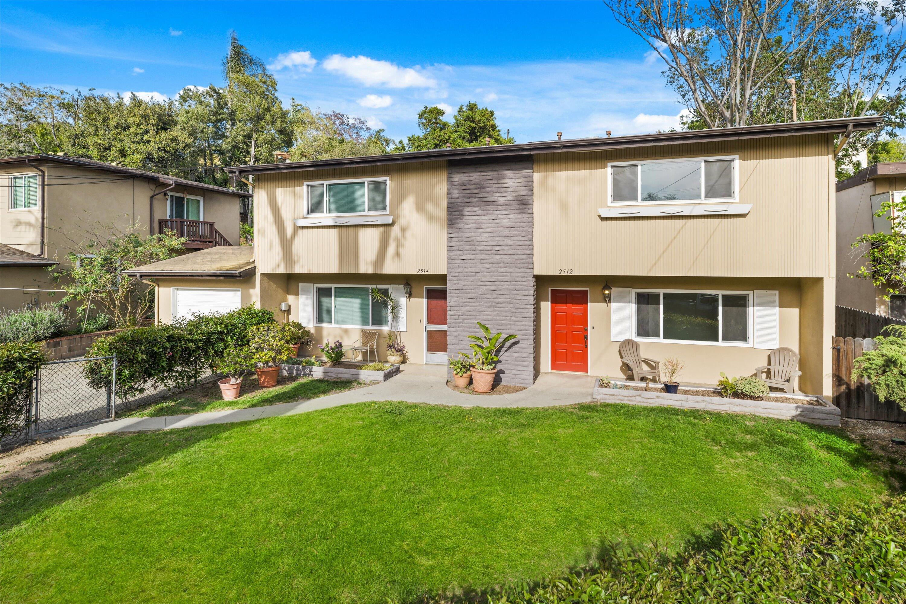 2512-2514 Treasure Drive