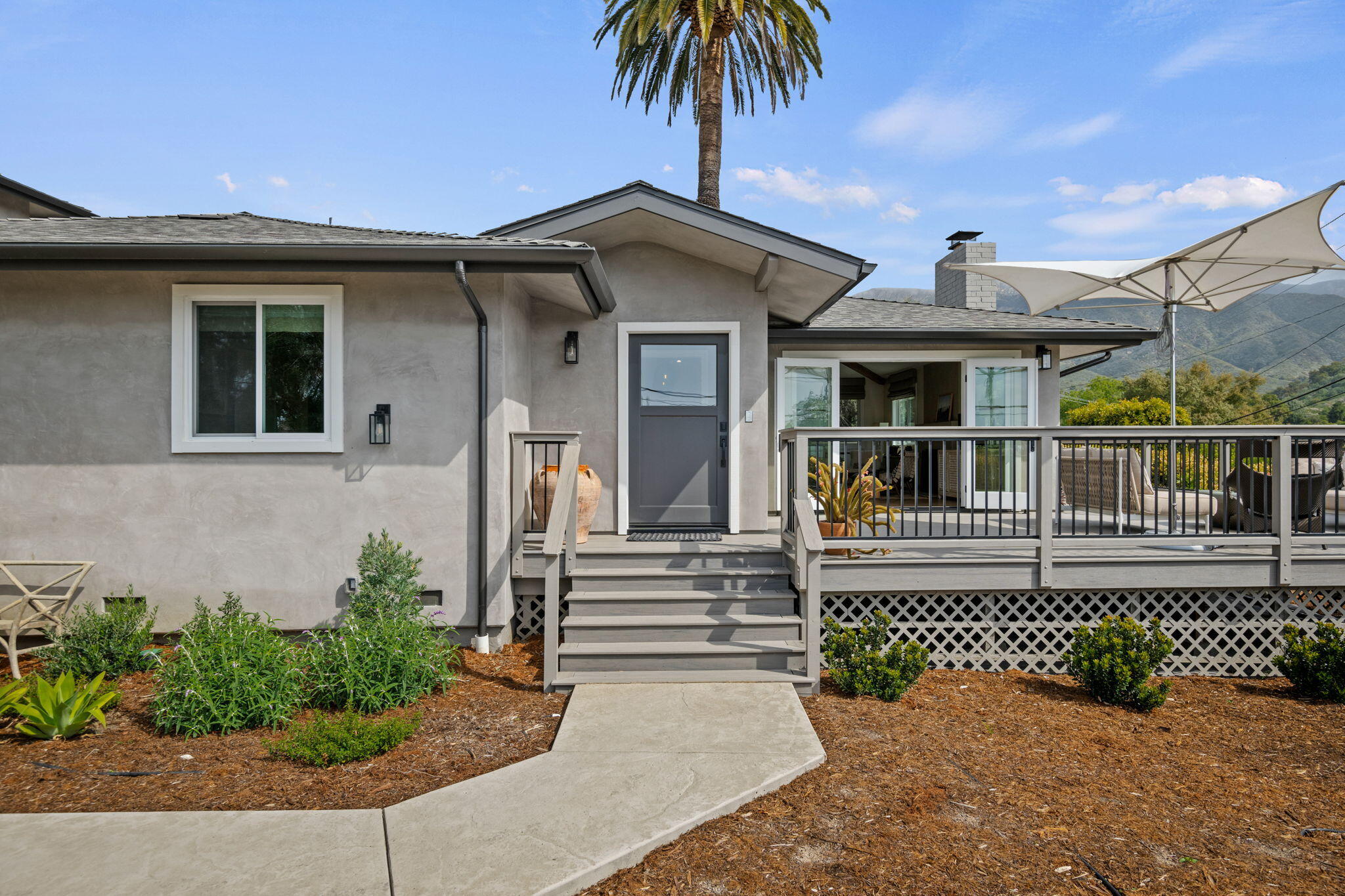 2697 Montrose Place