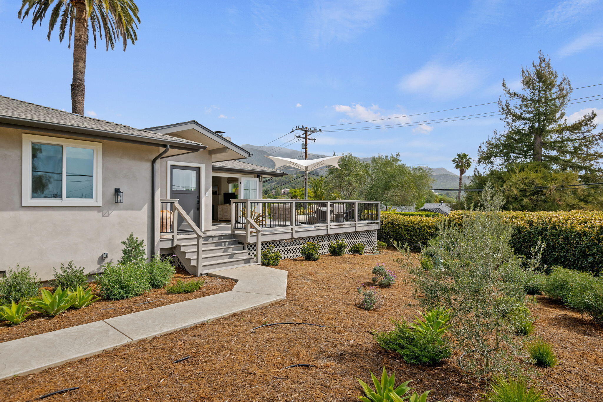 2697 Montrose Place