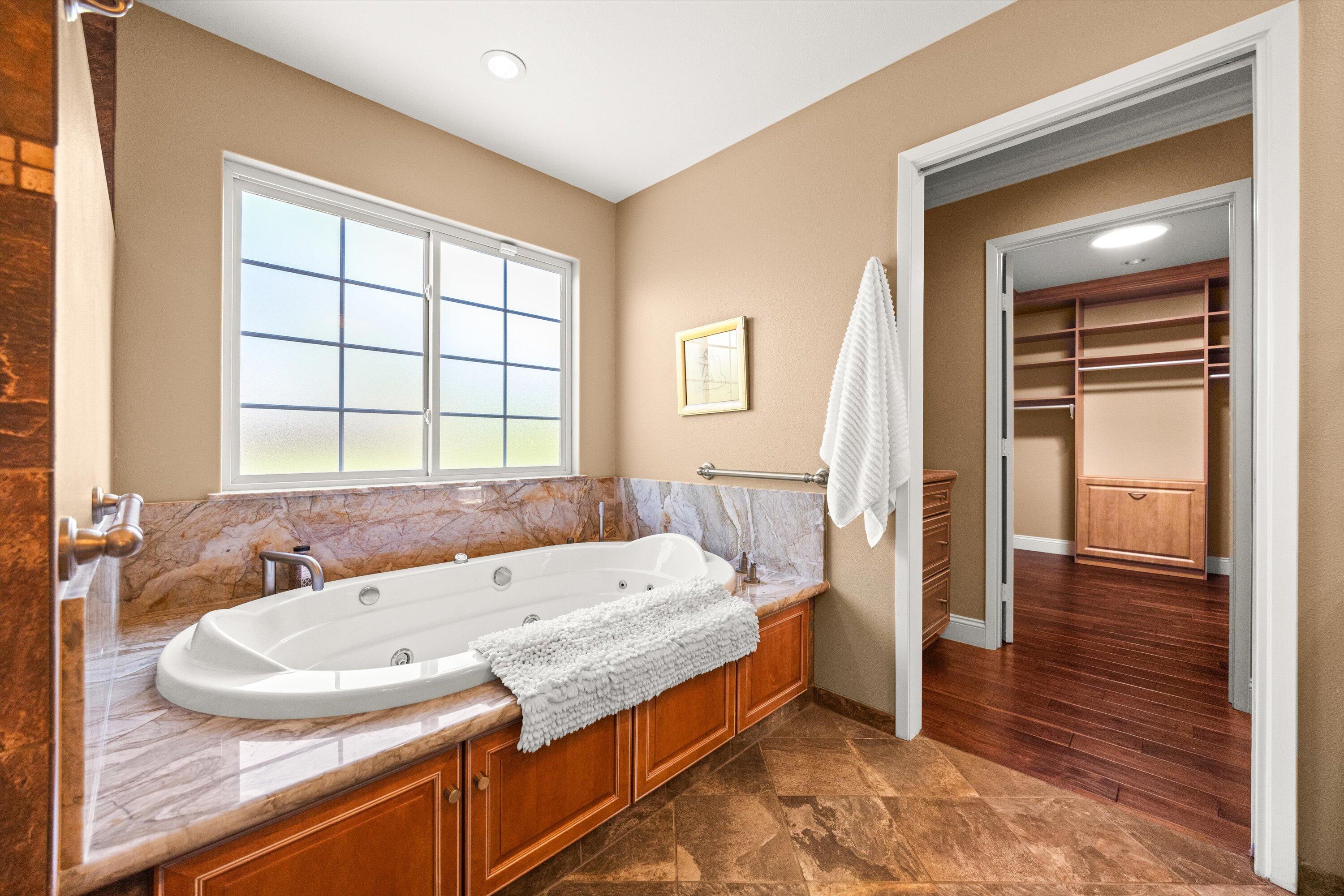 5225 Cadiz Court