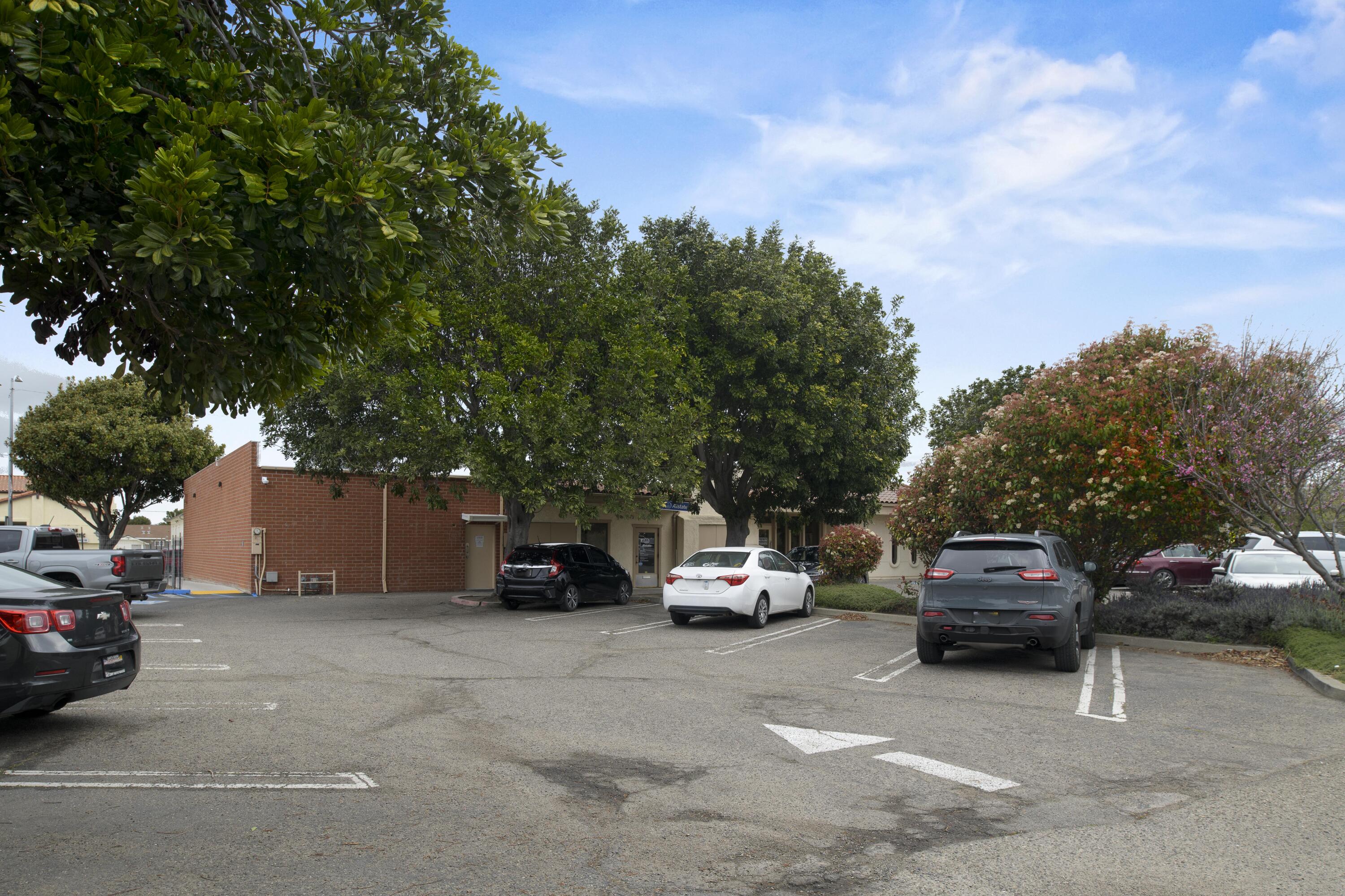 418 E Ocean Avenue