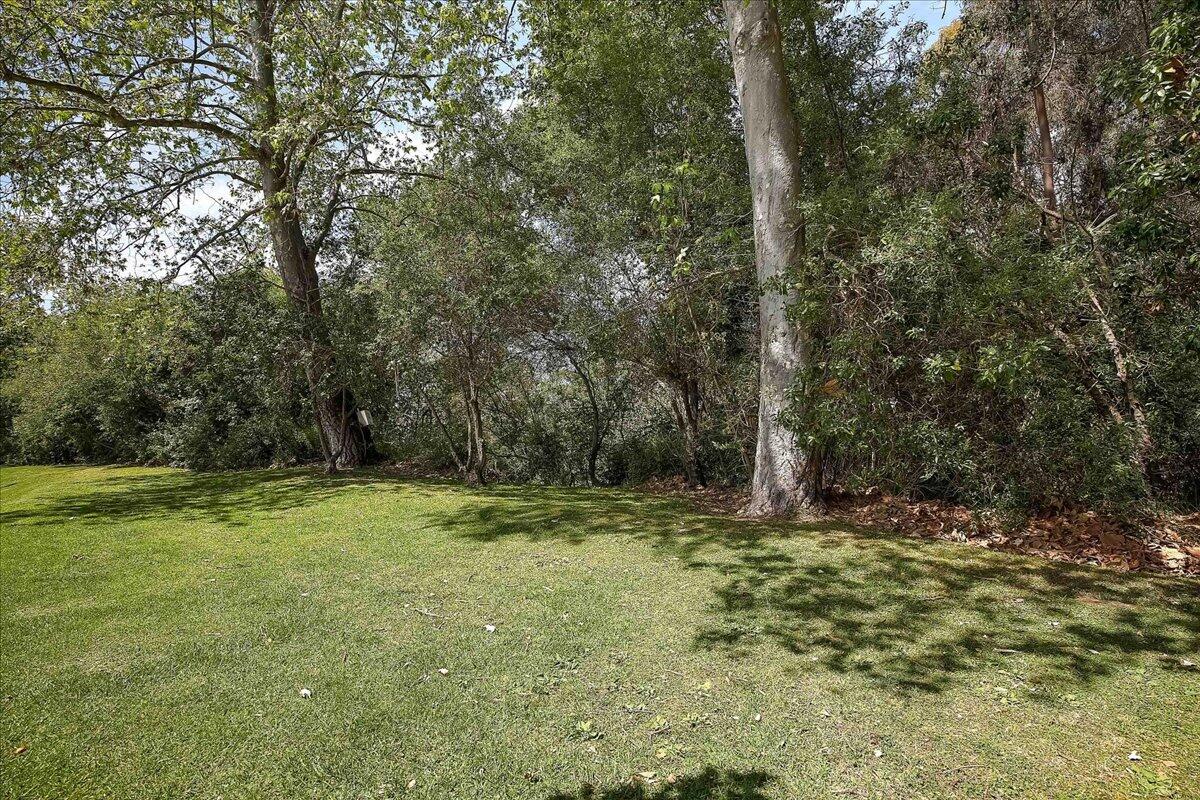 5510 Armitos Avenue Unit 6