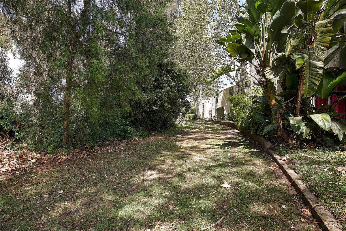 5510 Armitos Avenue Unit 6