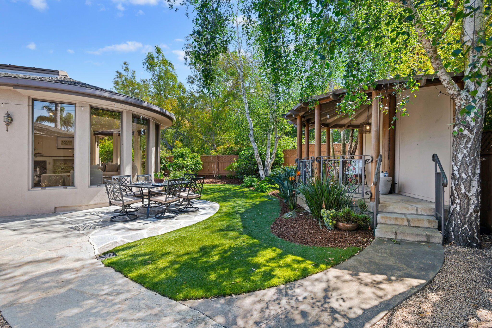6115 Manzanillo Drive
