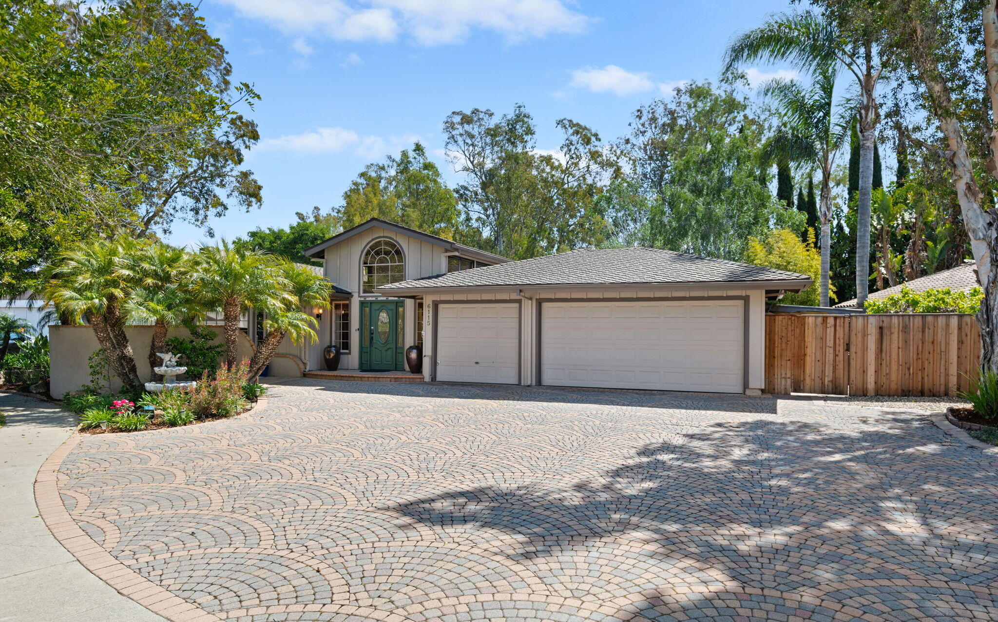6115 Manzanillo Drive