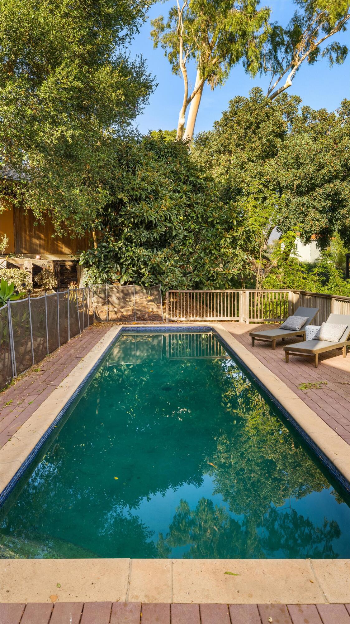 1118 Bel Air Drive