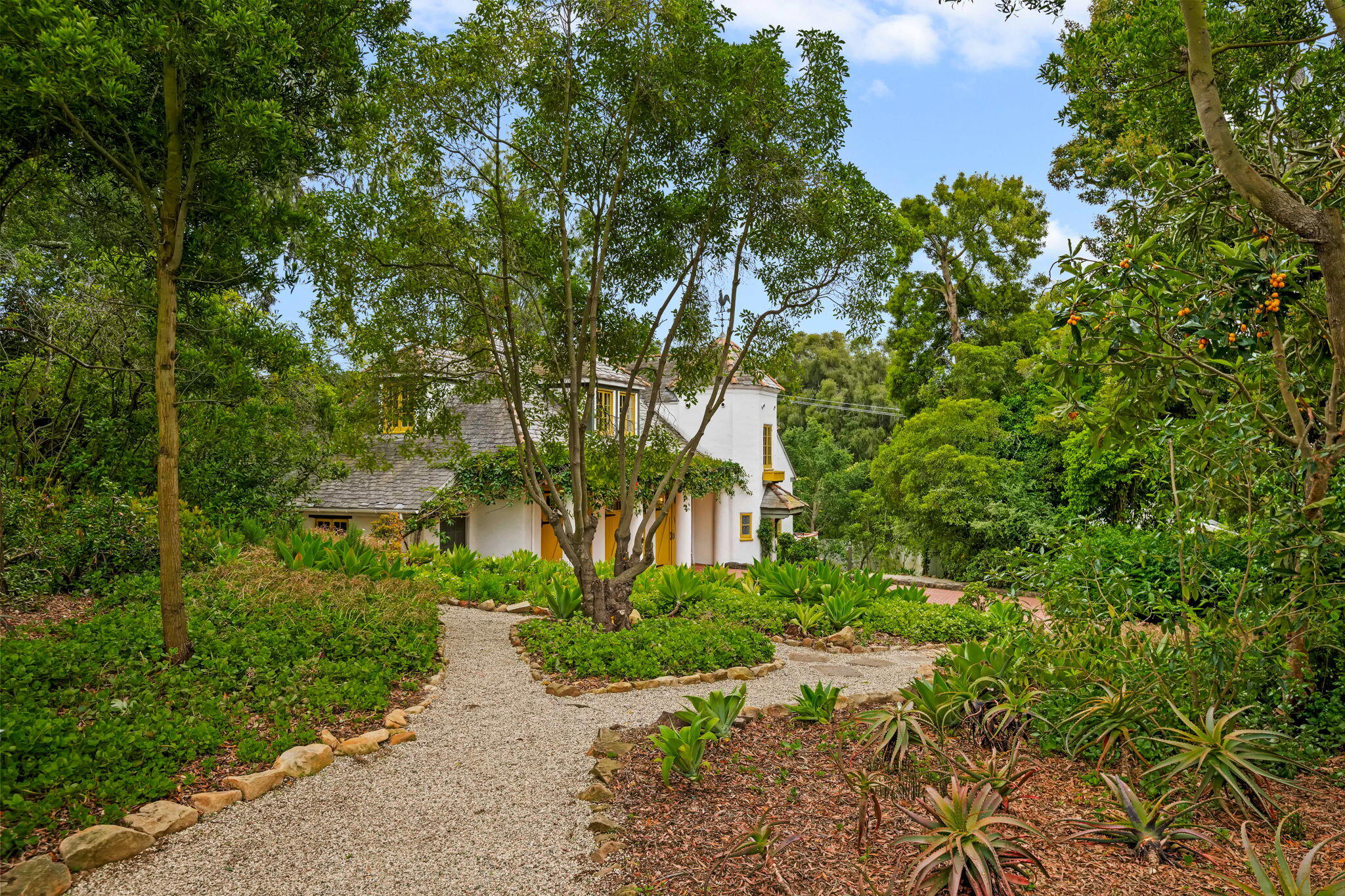 2040 Mission Ridge Road