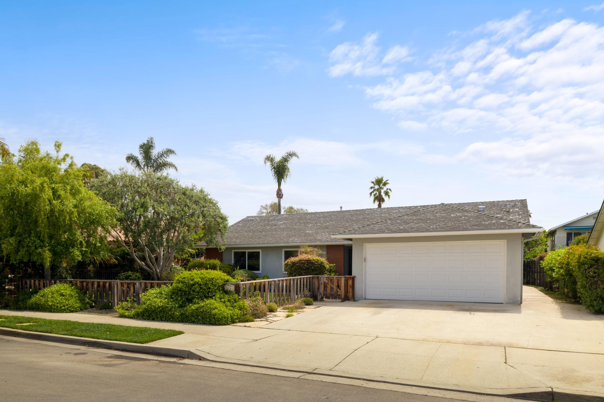 770 La Roda Avenue