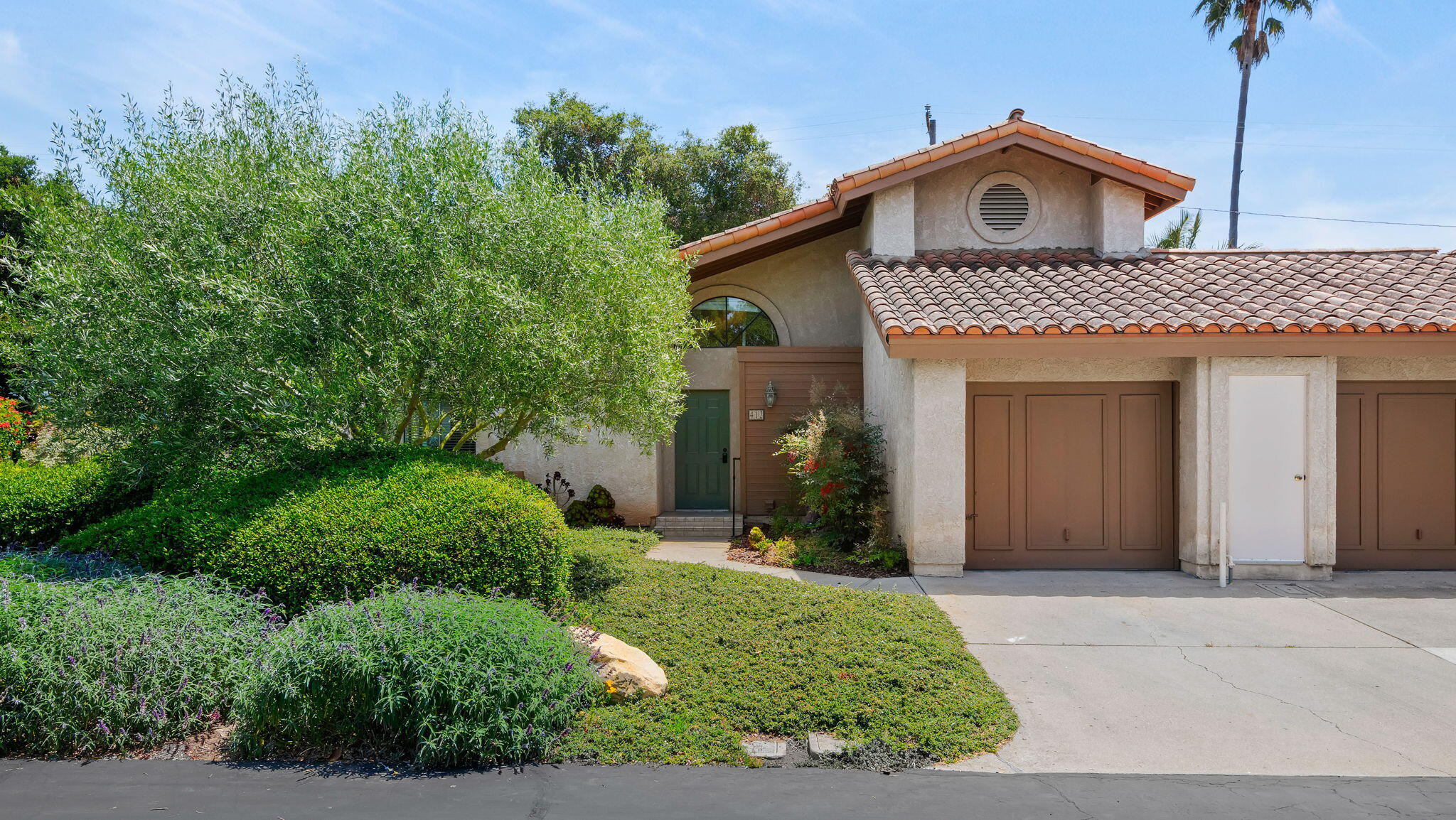 412 Camino De La Aldea