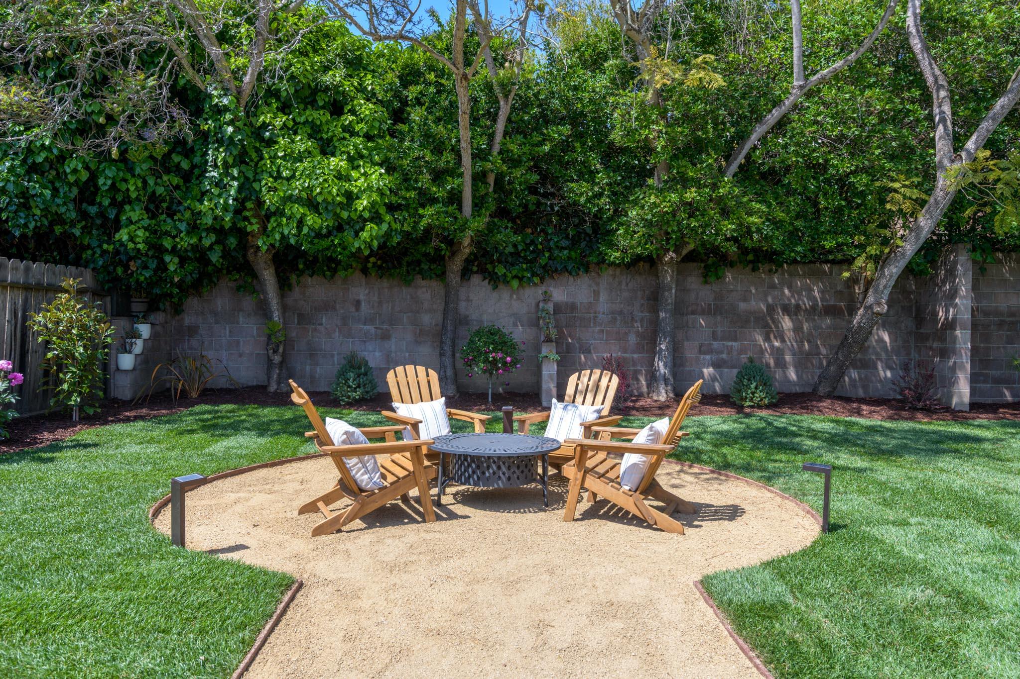 1724 Cliff Drive