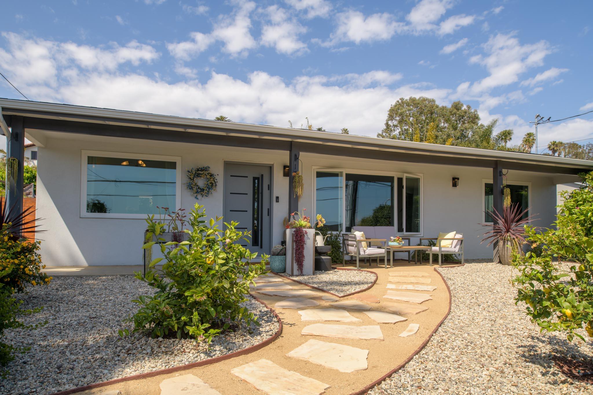 1724 Cliff Drive