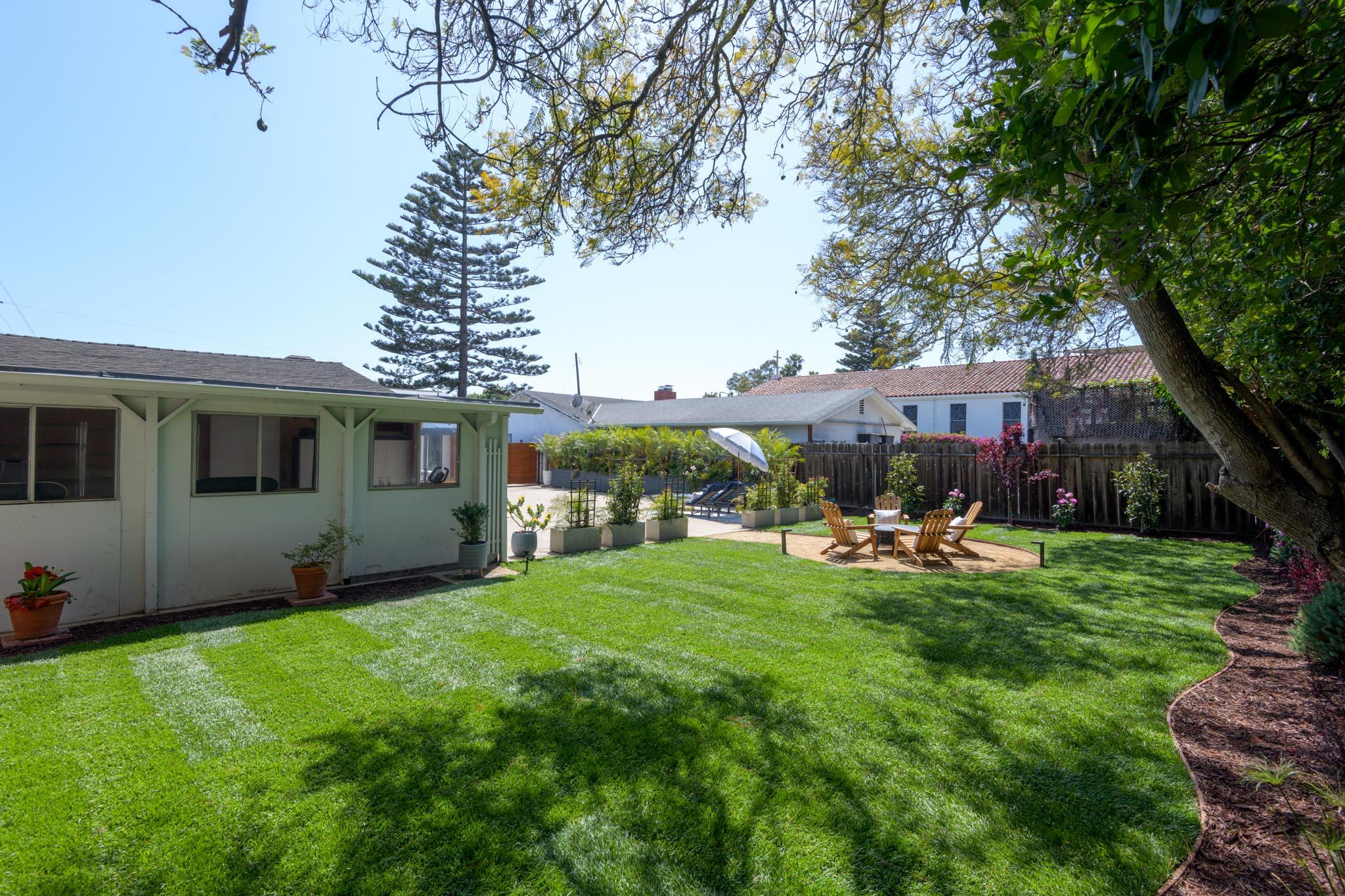 1724 Cliff Drive