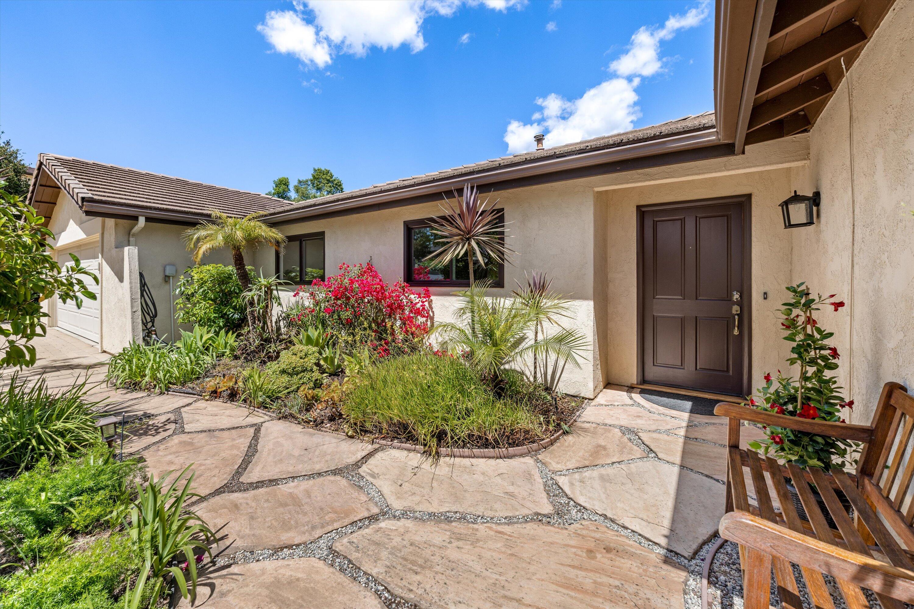 1274 Camino Meleno