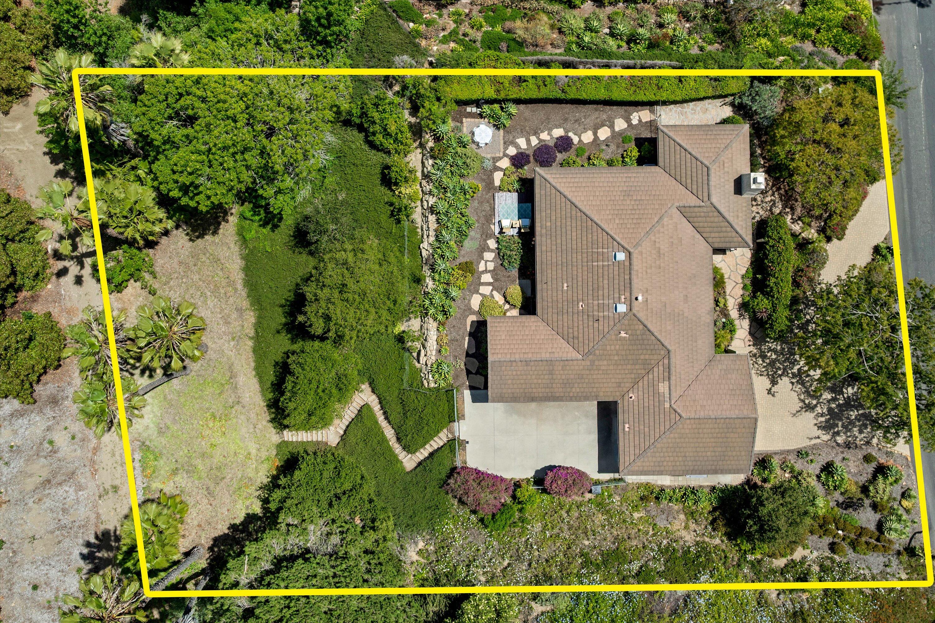 1274 Camino Meleno