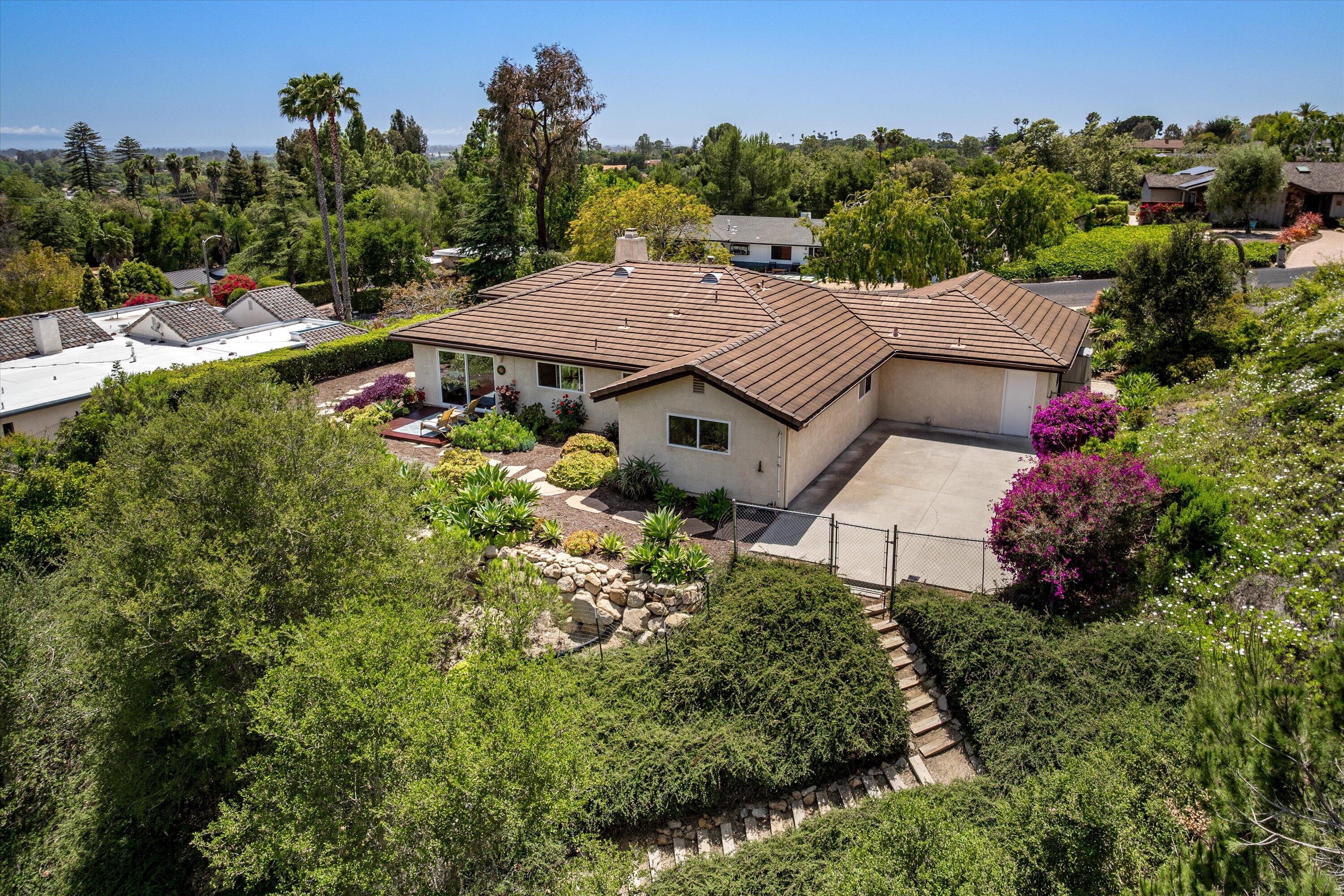 1274 Camino Meleno