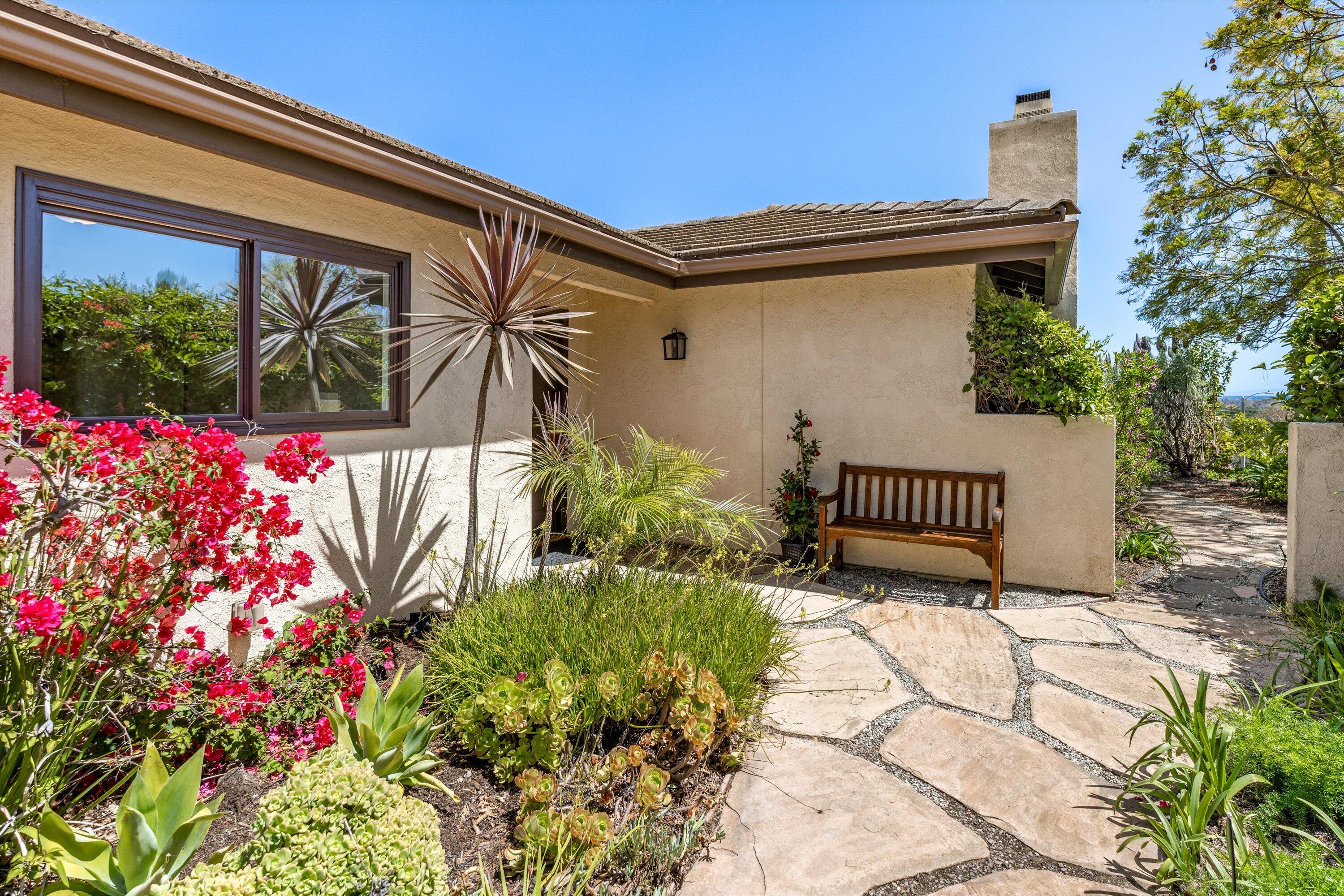 1274 Camino Meleno