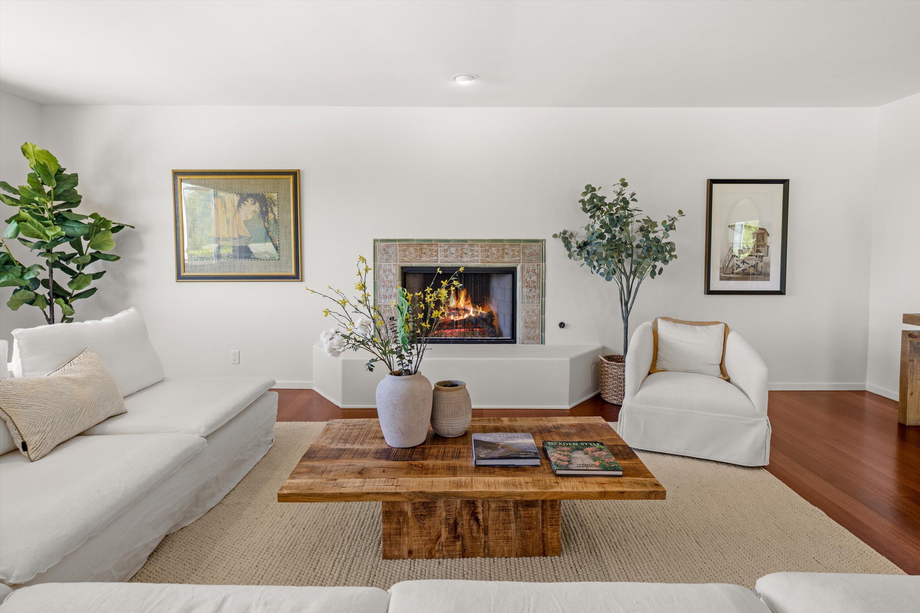 1274 Camino Meleno