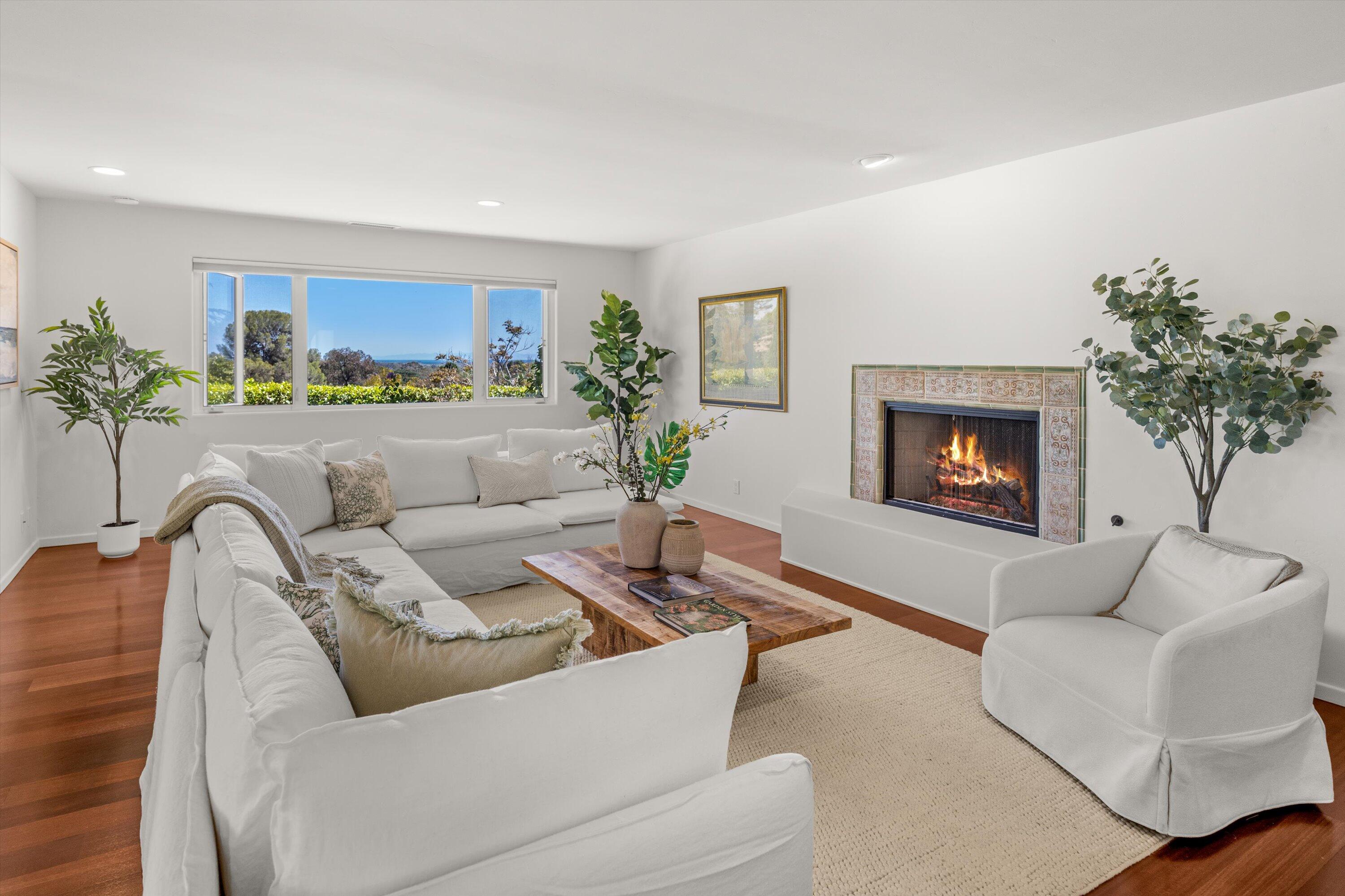 1274 Camino Meleno