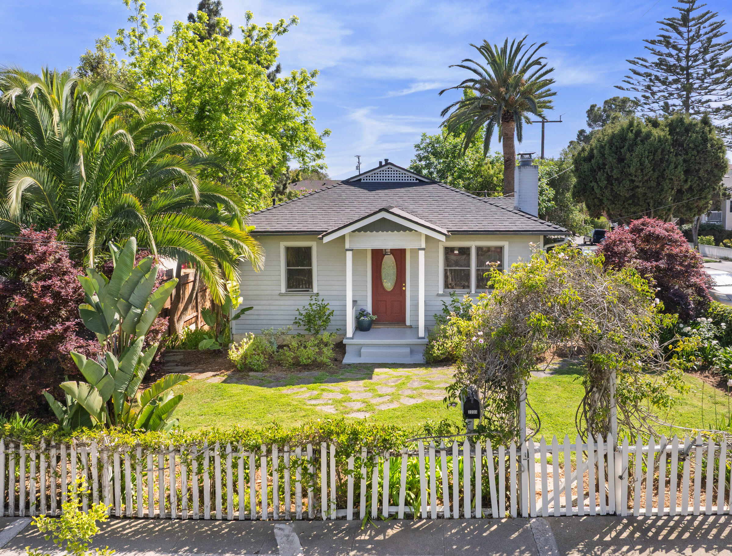 2235 Chapala Street