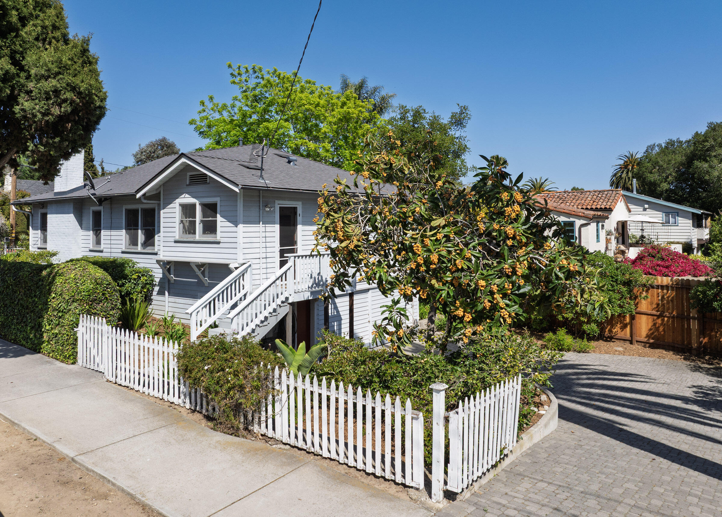2235 Chapala Street