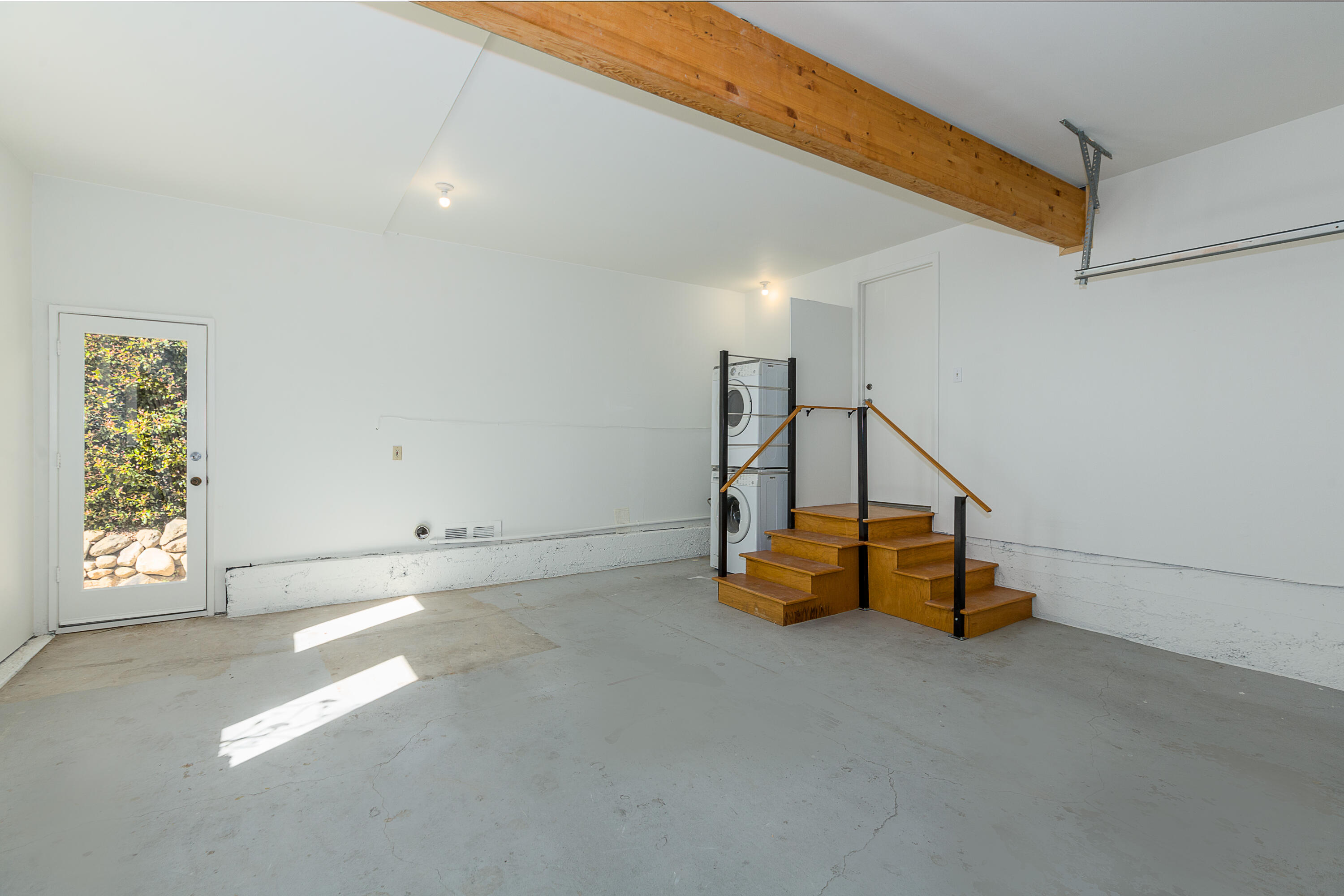 1250 Ferrelo Road