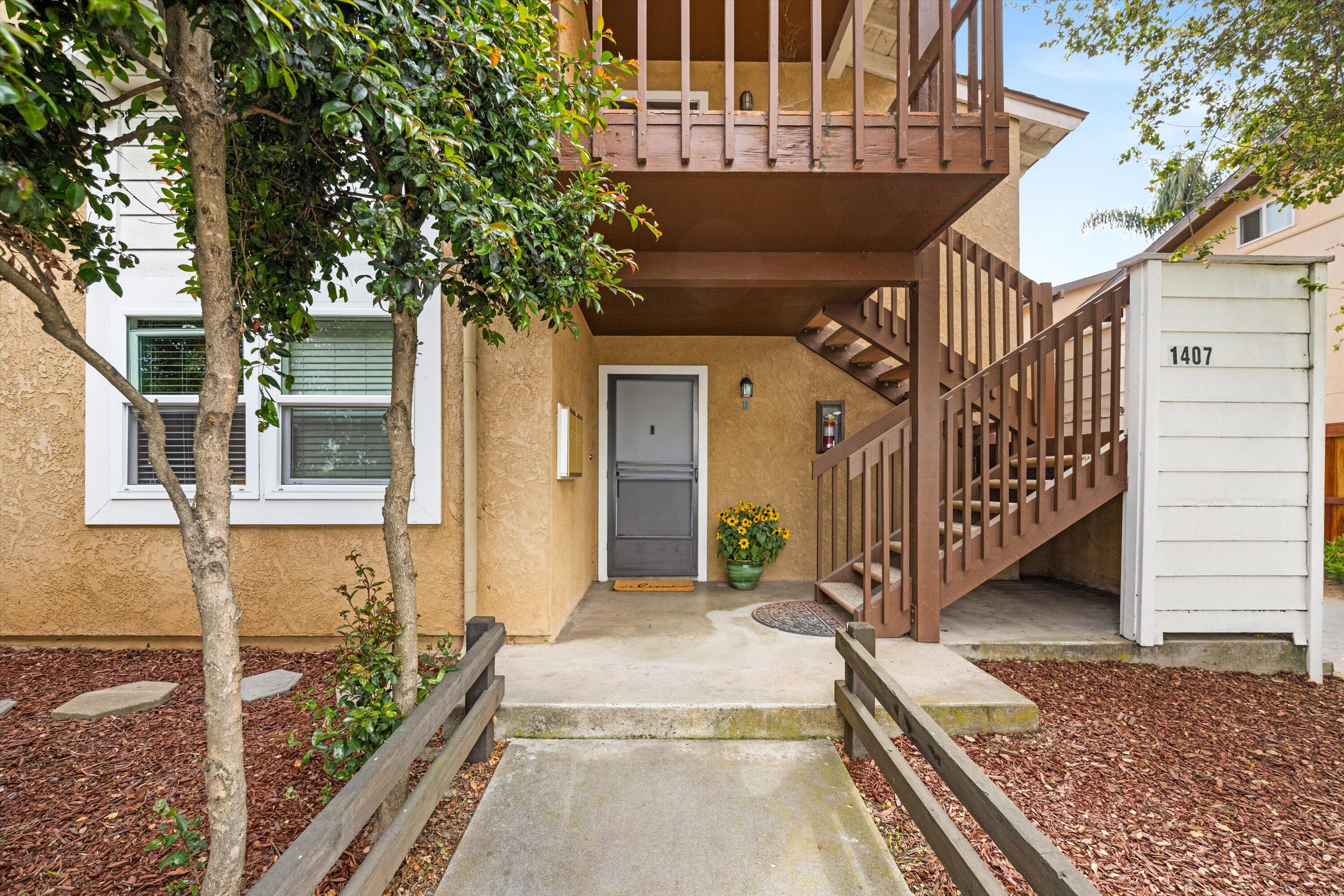 1407 San Pascual Street B
