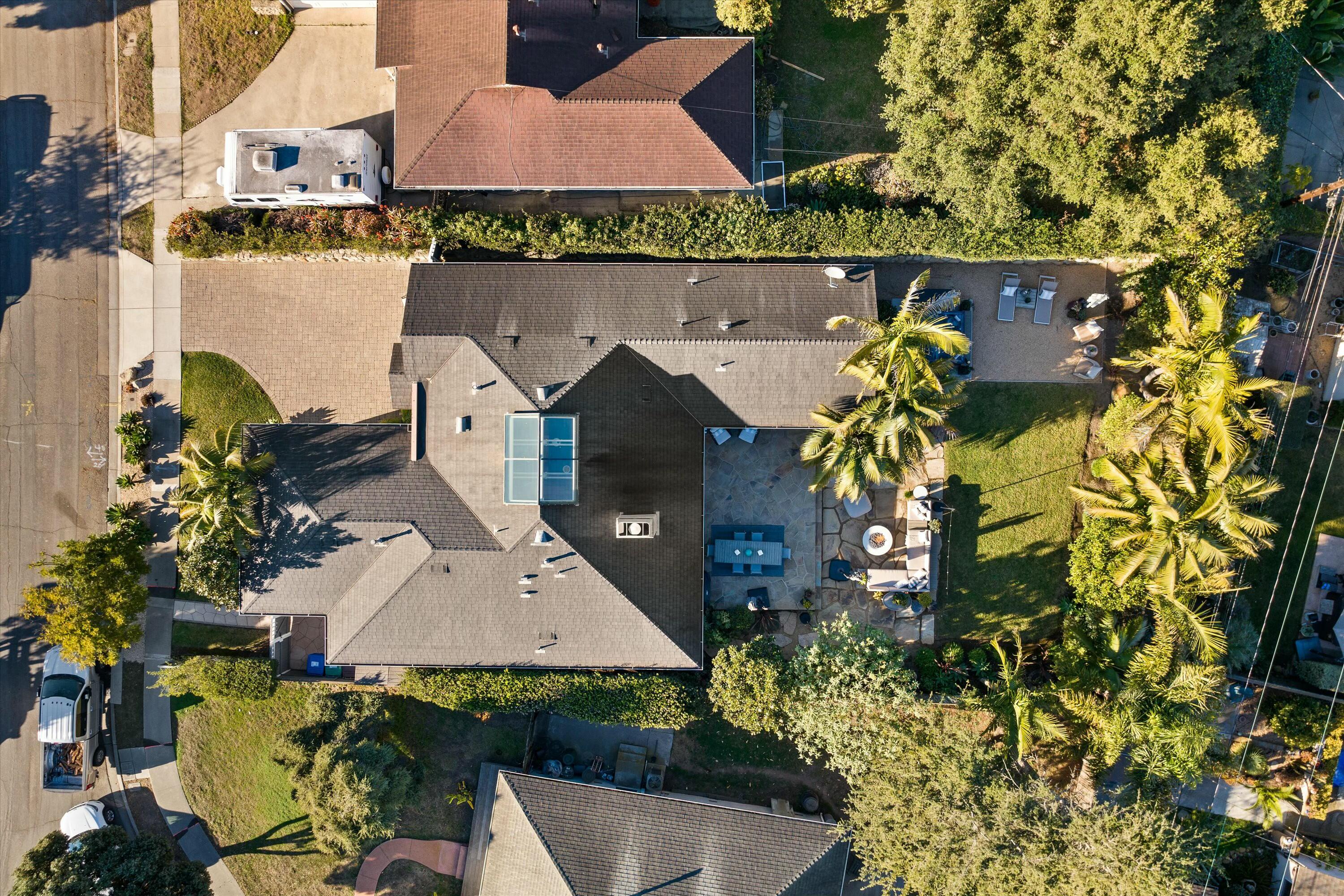 122 Los Alamos Avenue