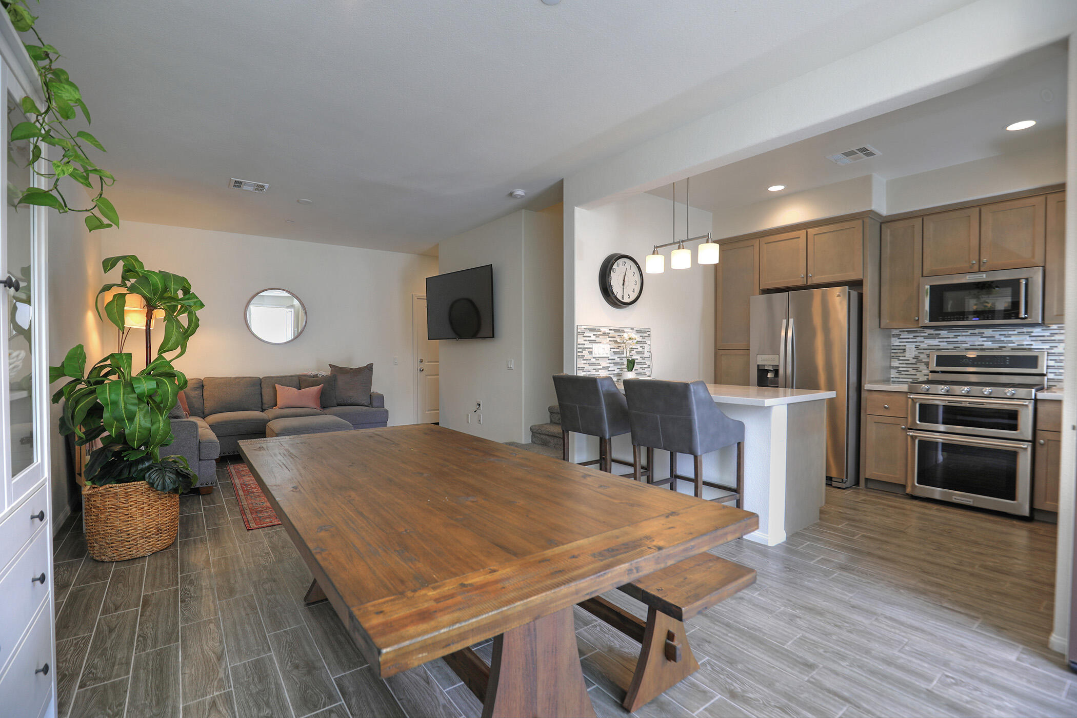 6715 Calle Koral