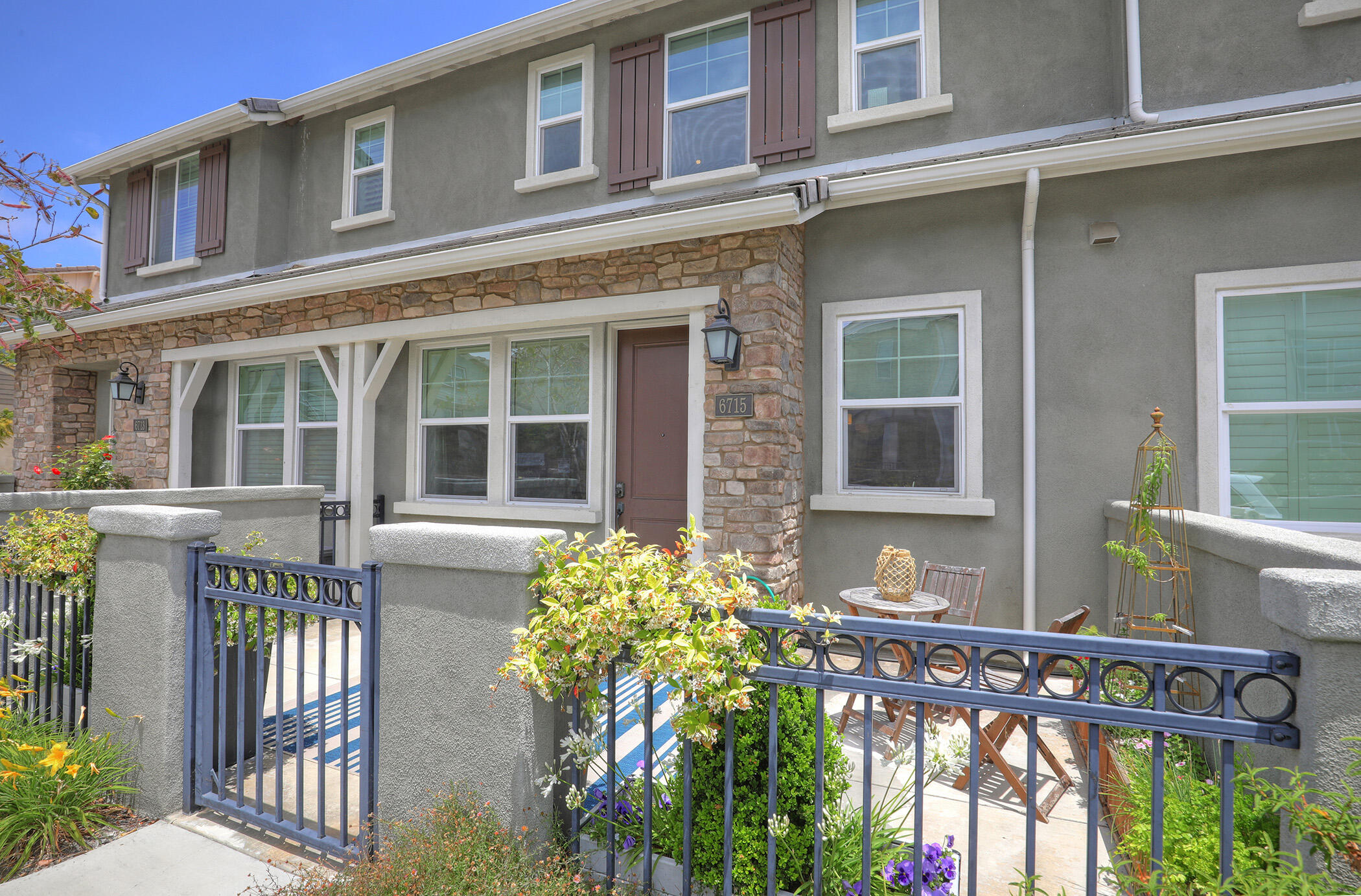 6715 Calle Koral