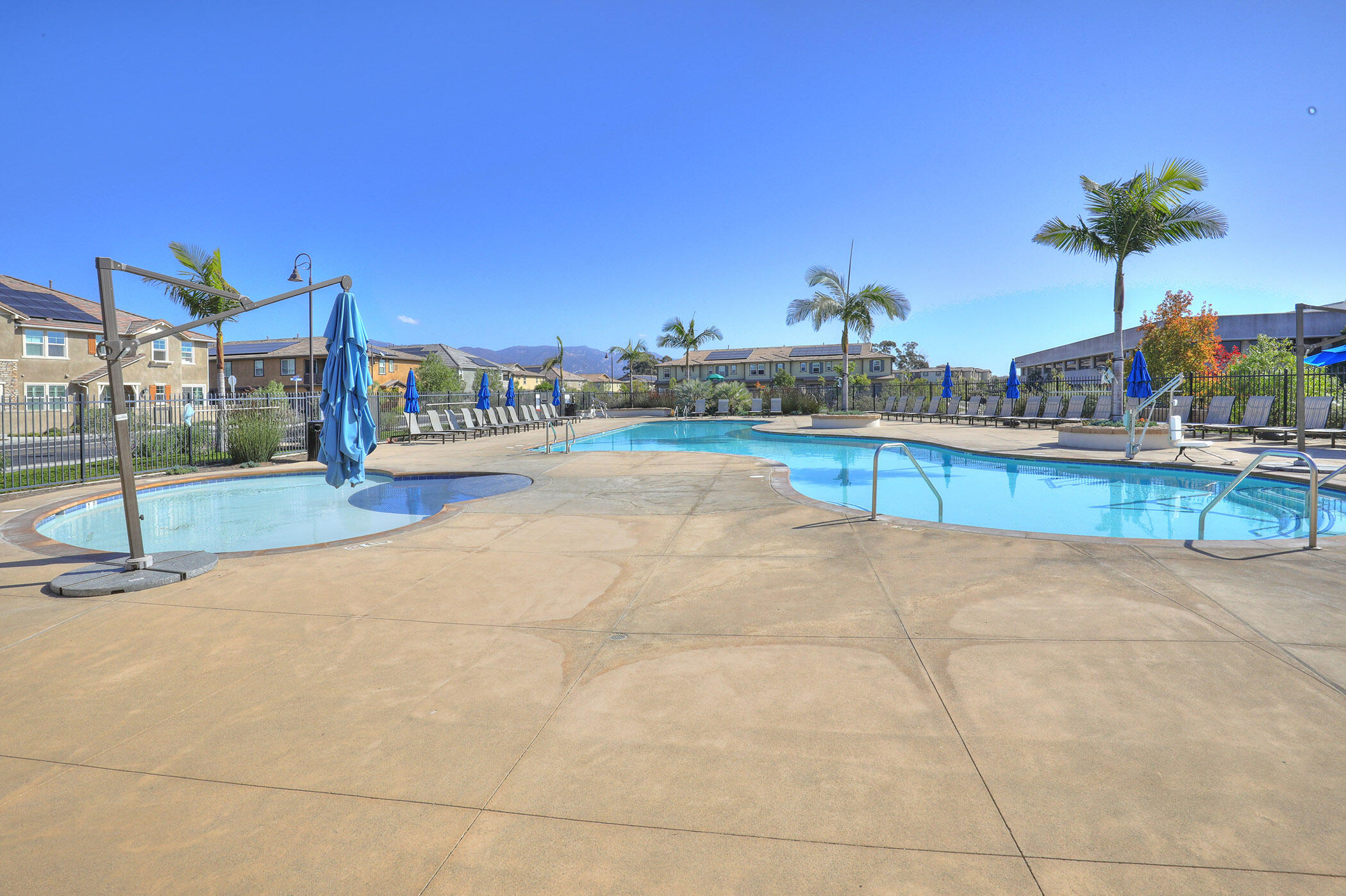 6715 Calle Koral