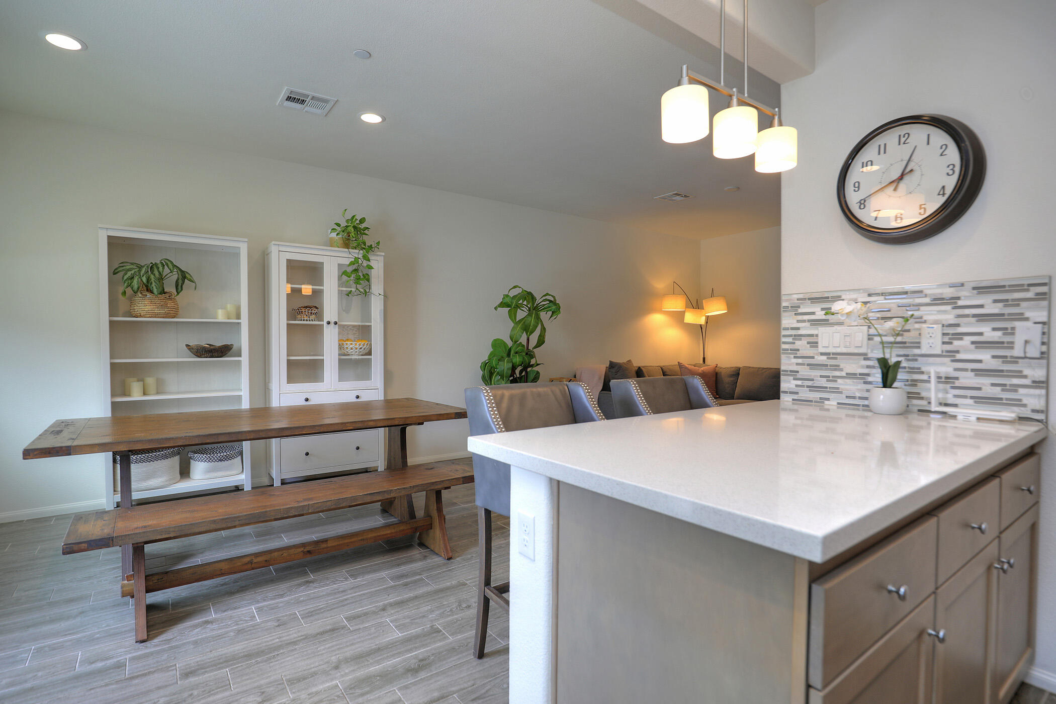 6715 Calle Koral