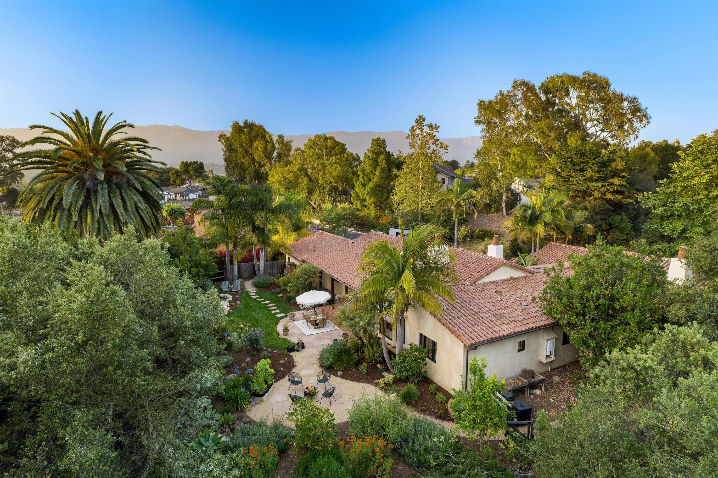 4865 Vieja Drive