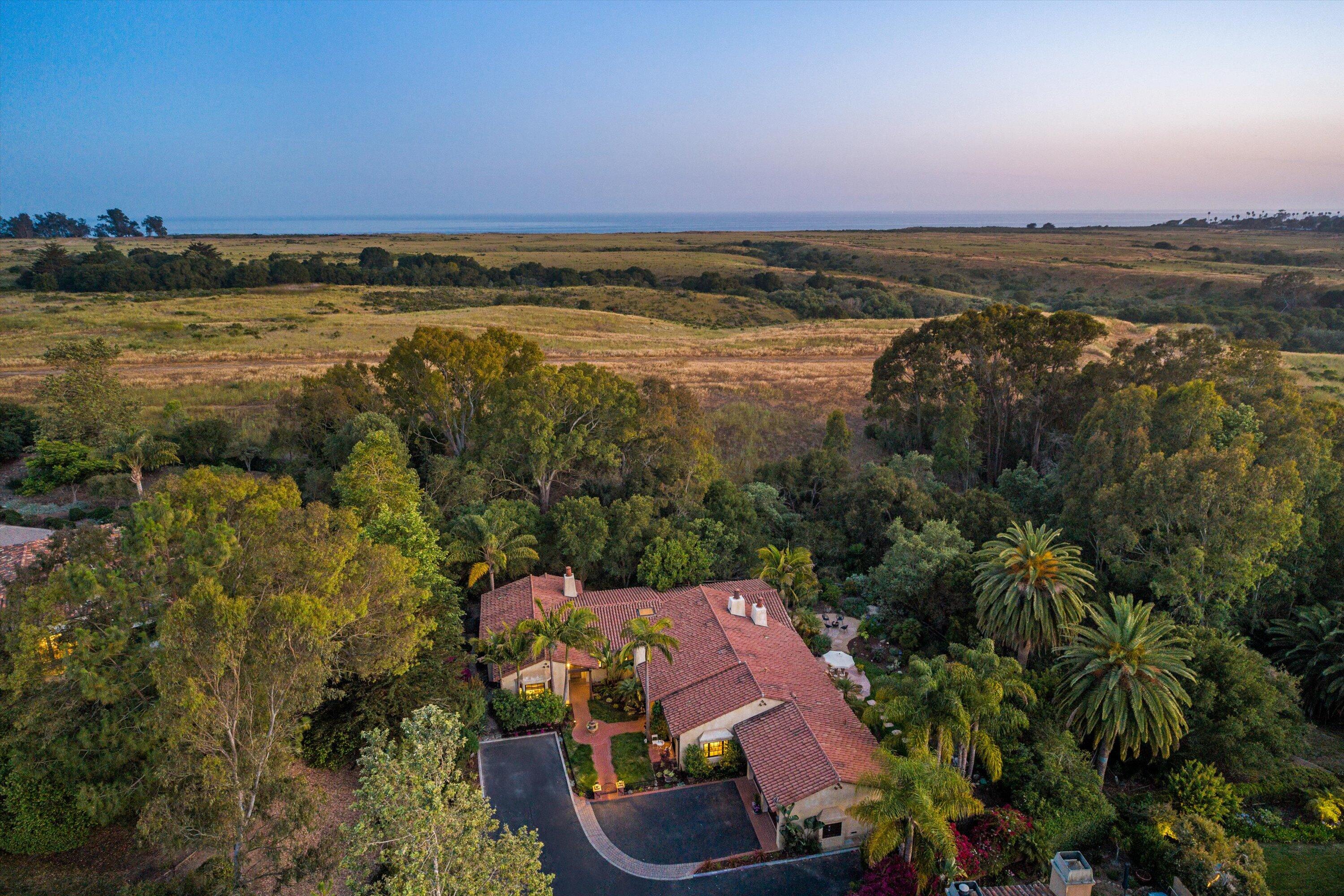 4865 Vieja Drive