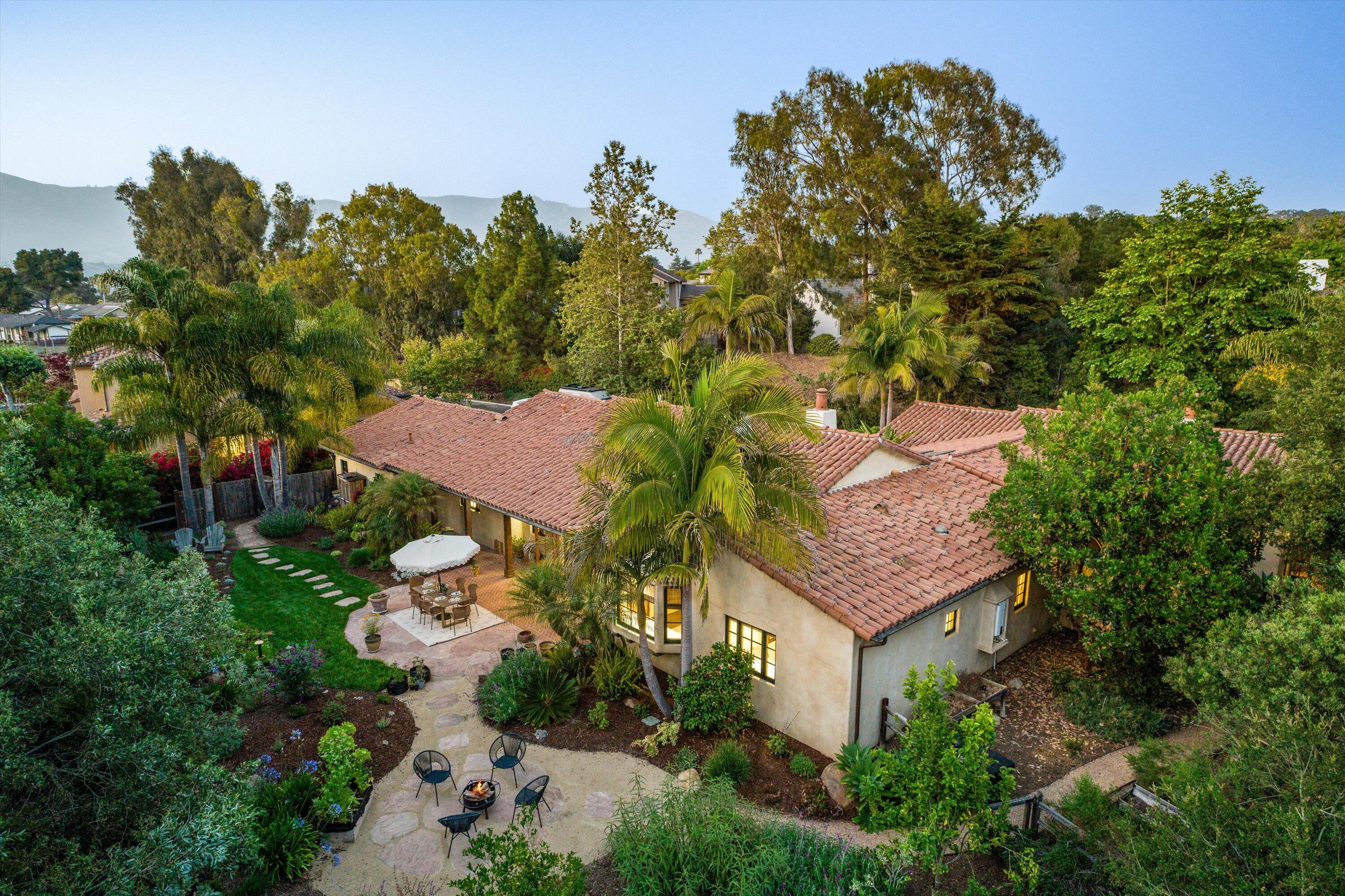 4865 Vieja Drive