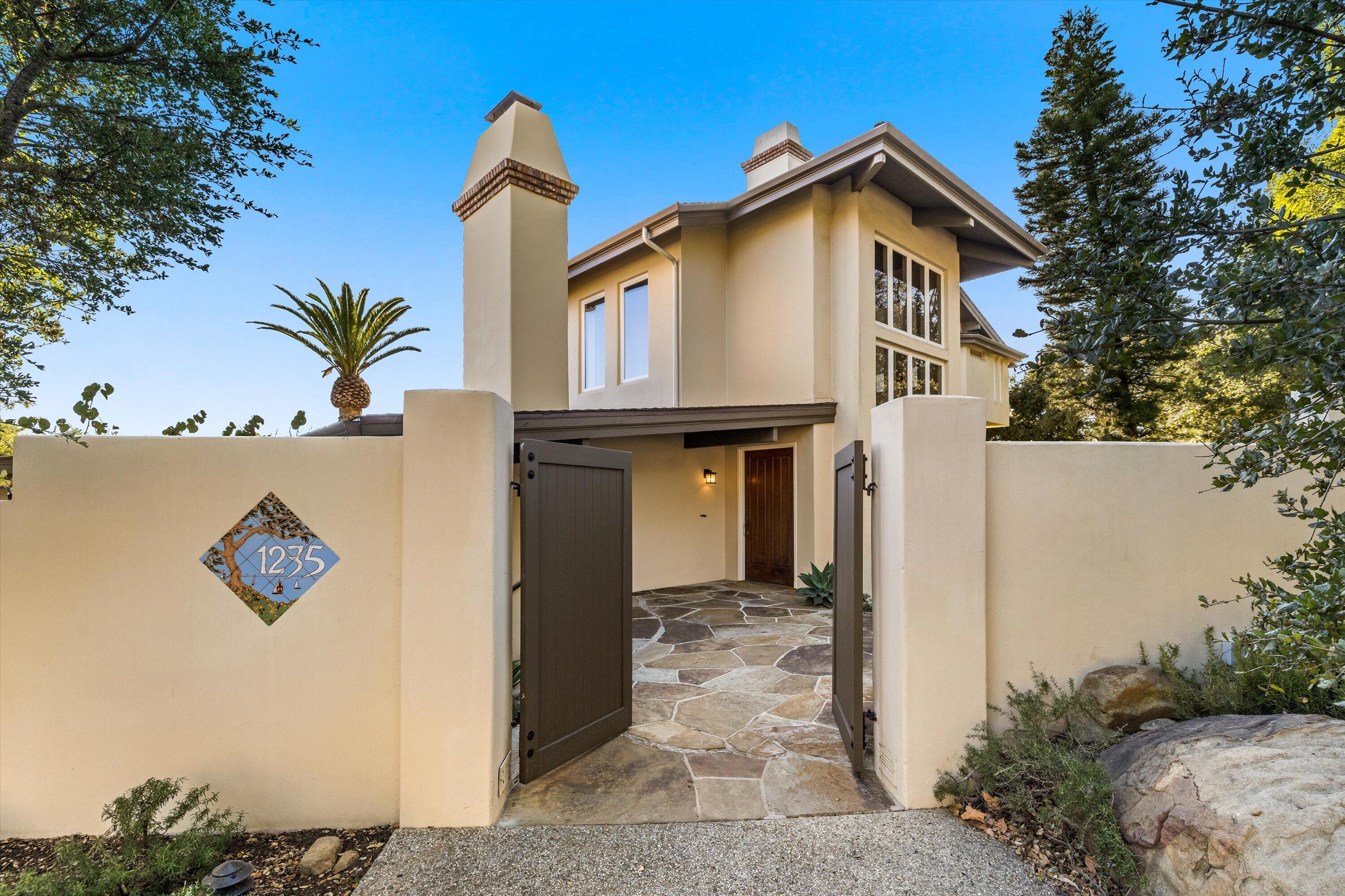 1235 Mission Ridge Road